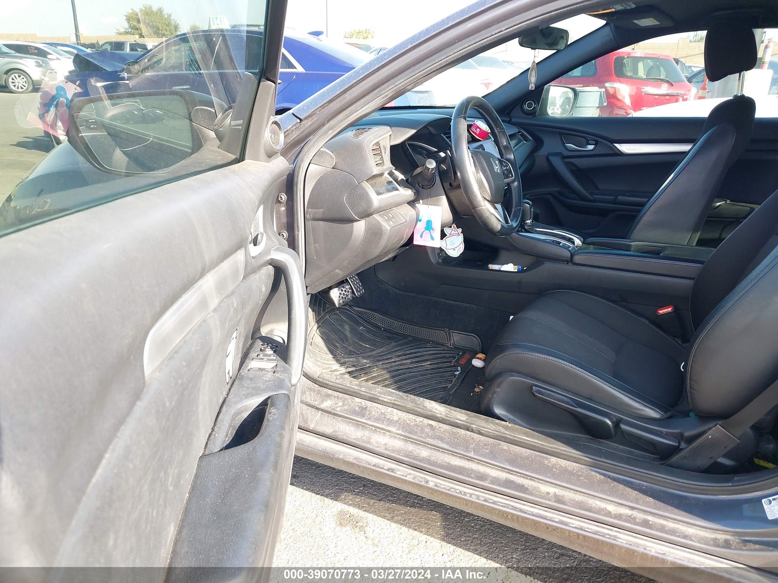 Photo 4 VIN: 2HGFC4B8XKH306389 - HONDA CIVIC 