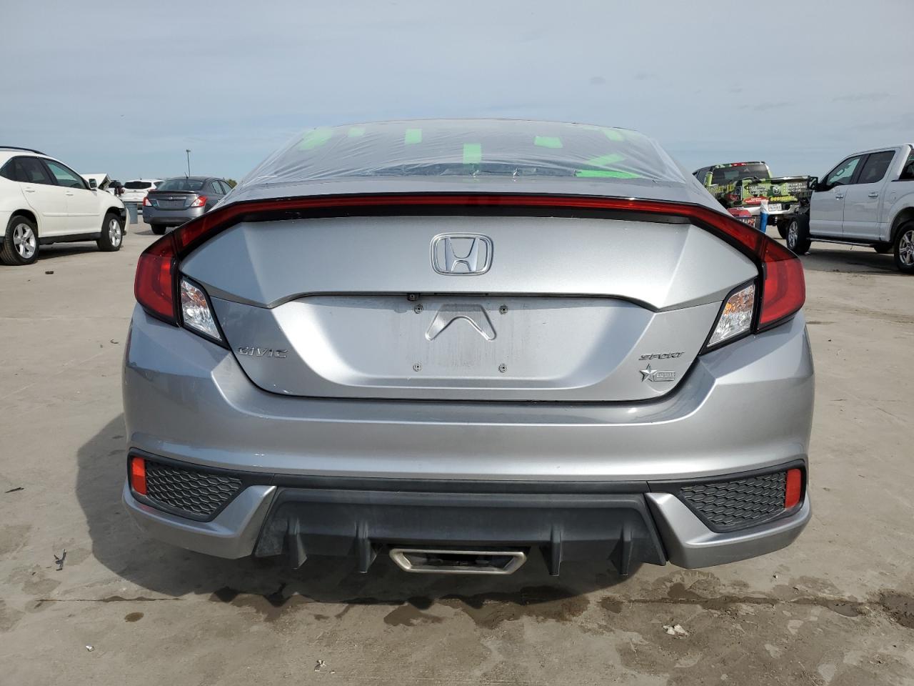 Photo 5 VIN: 2HGFC4B8XLH302103 - HONDA CIVIC 