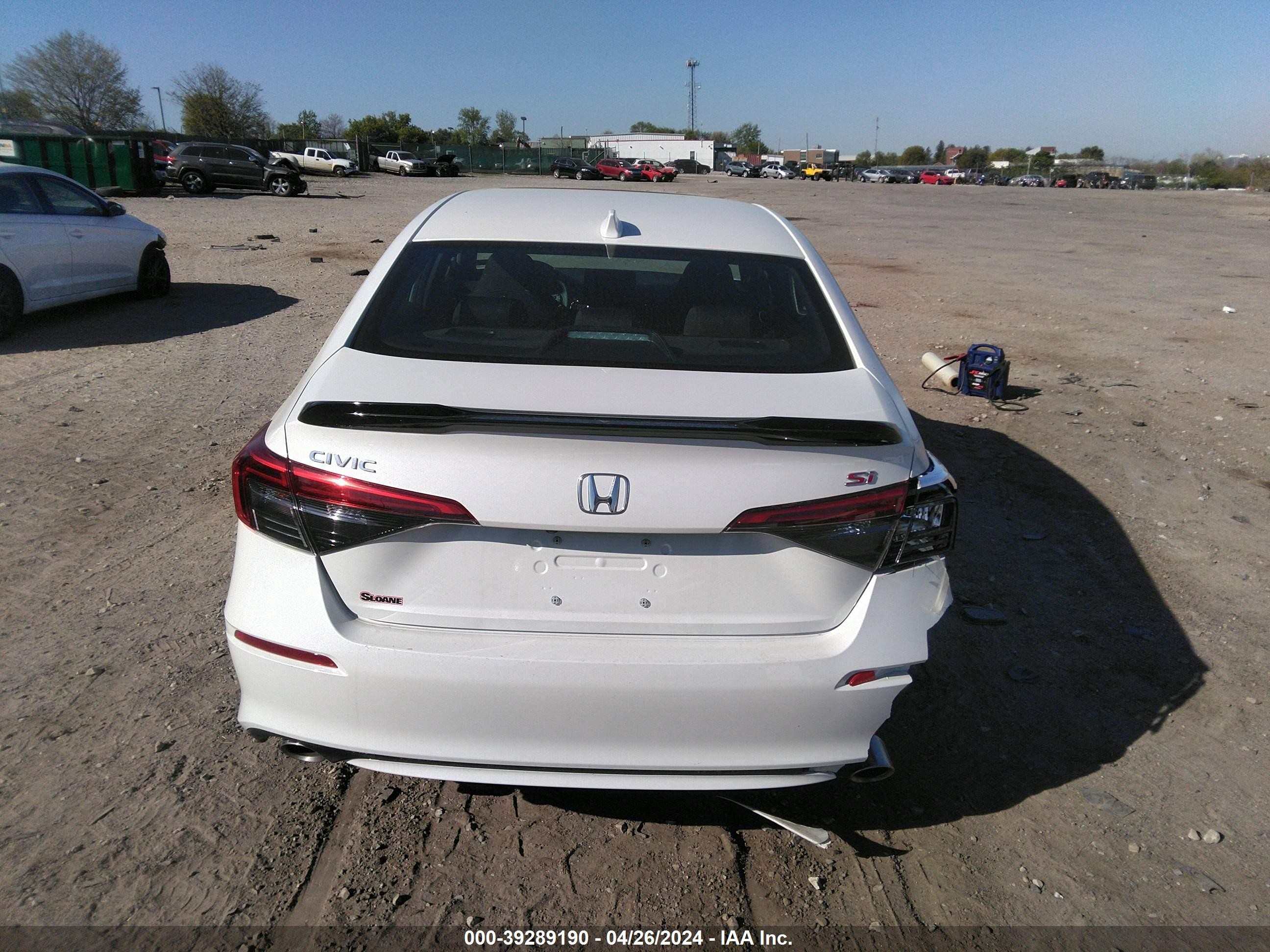 Photo 15 VIN: 2HGFE1E56RH474020 - HONDA CIVIC 