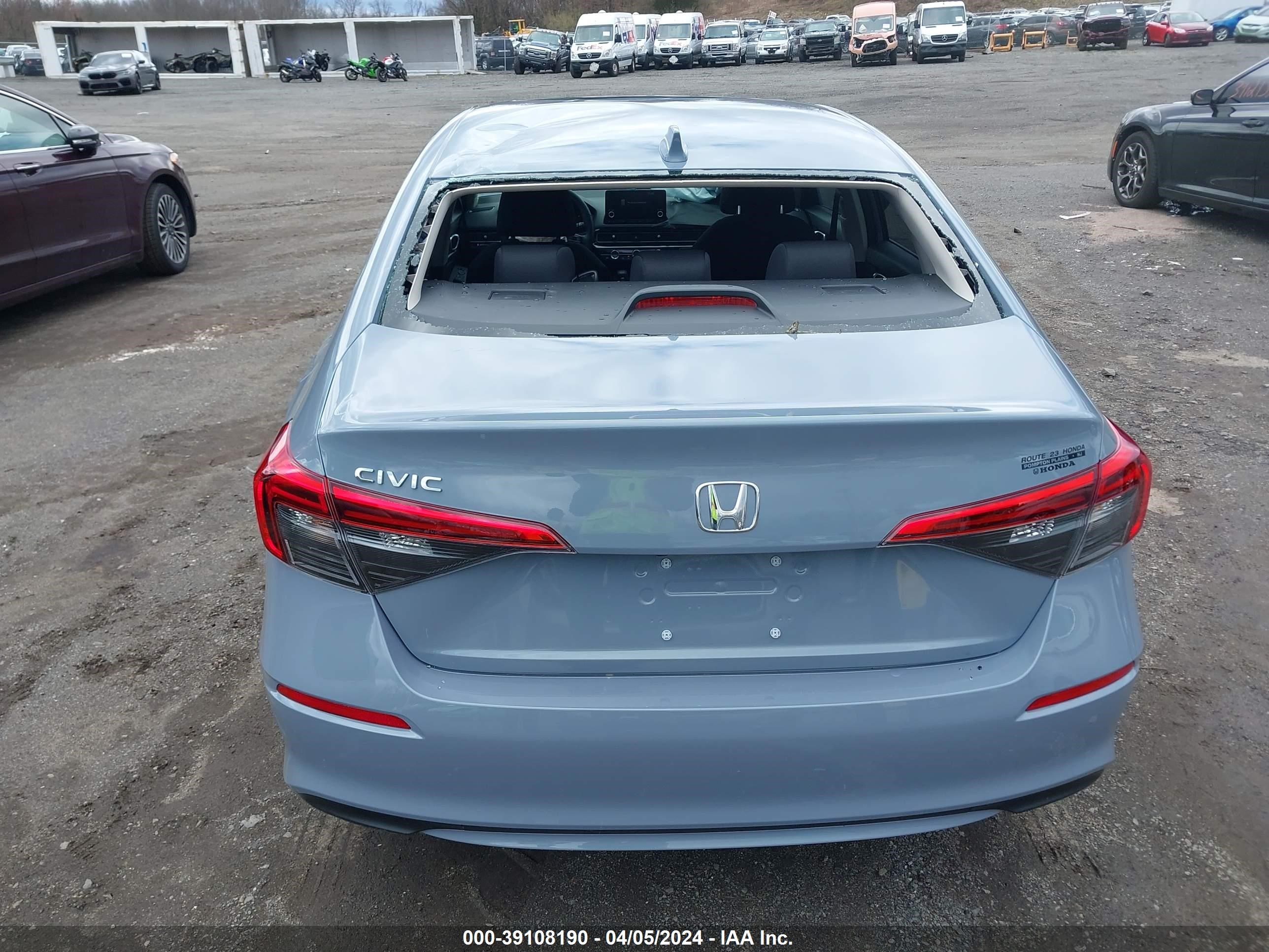 Photo 15 VIN: 2HGFE1F70RH308639 - HONDA CIVIC 