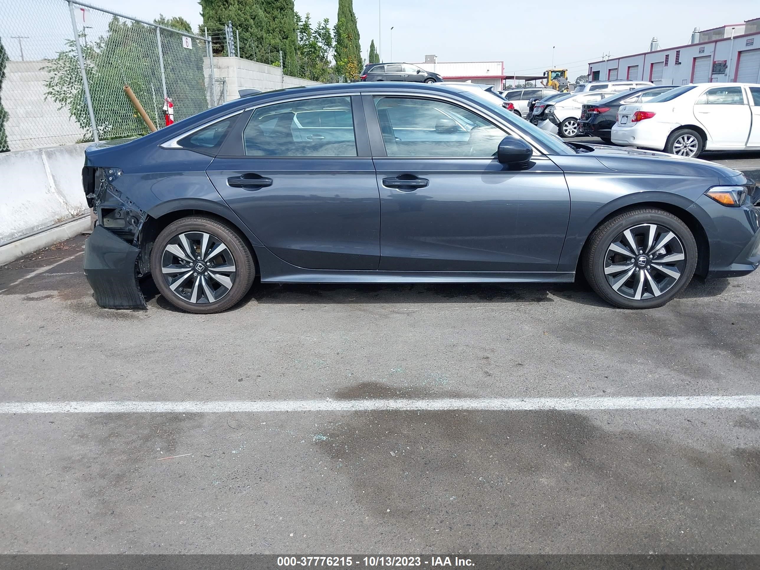 Photo 13 VIN: 2HGFE1F76PH306715 - HONDA CIVIC 