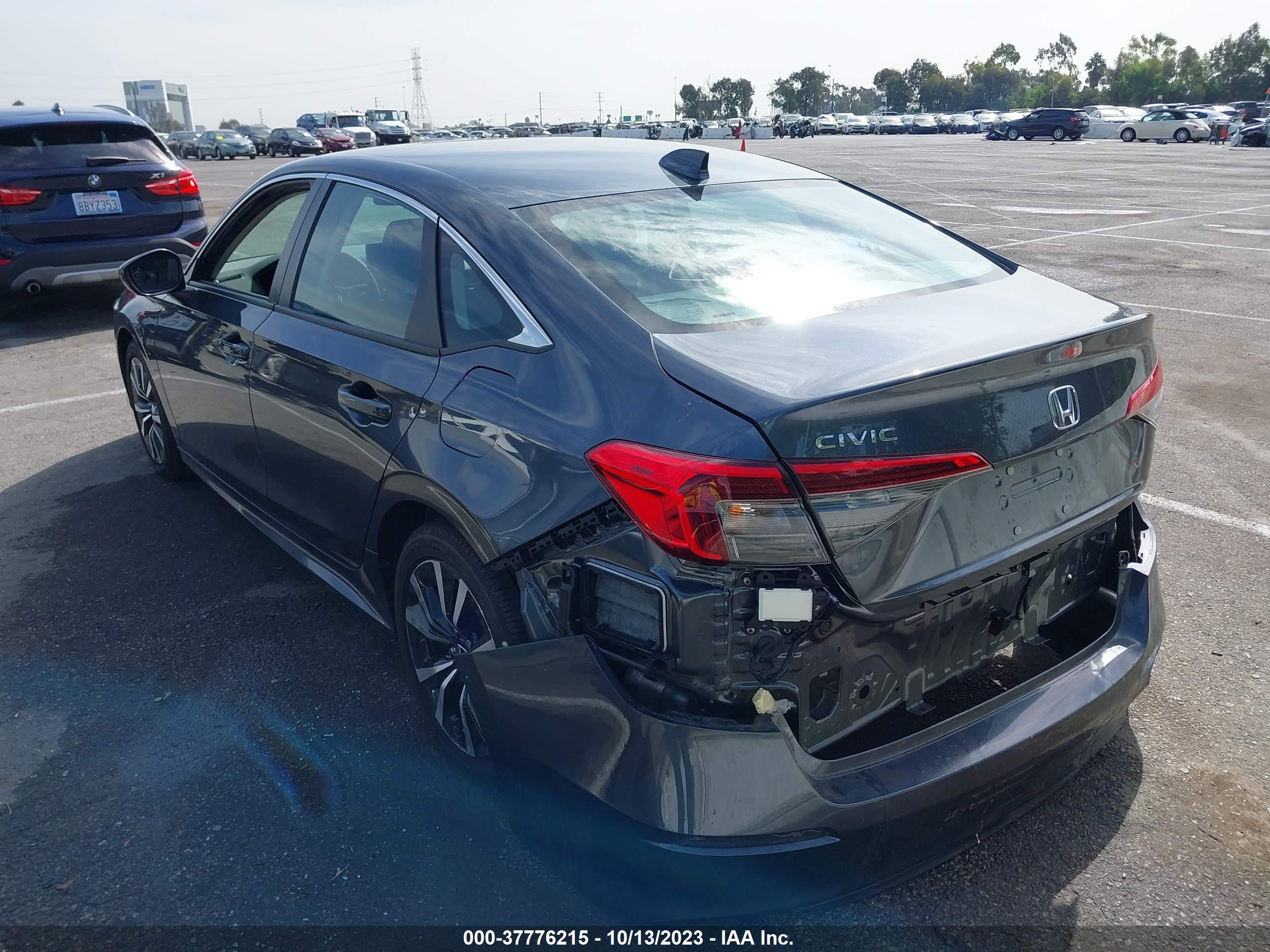 Photo 2 VIN: 2HGFE1F76PH306715 - HONDA CIVIC 