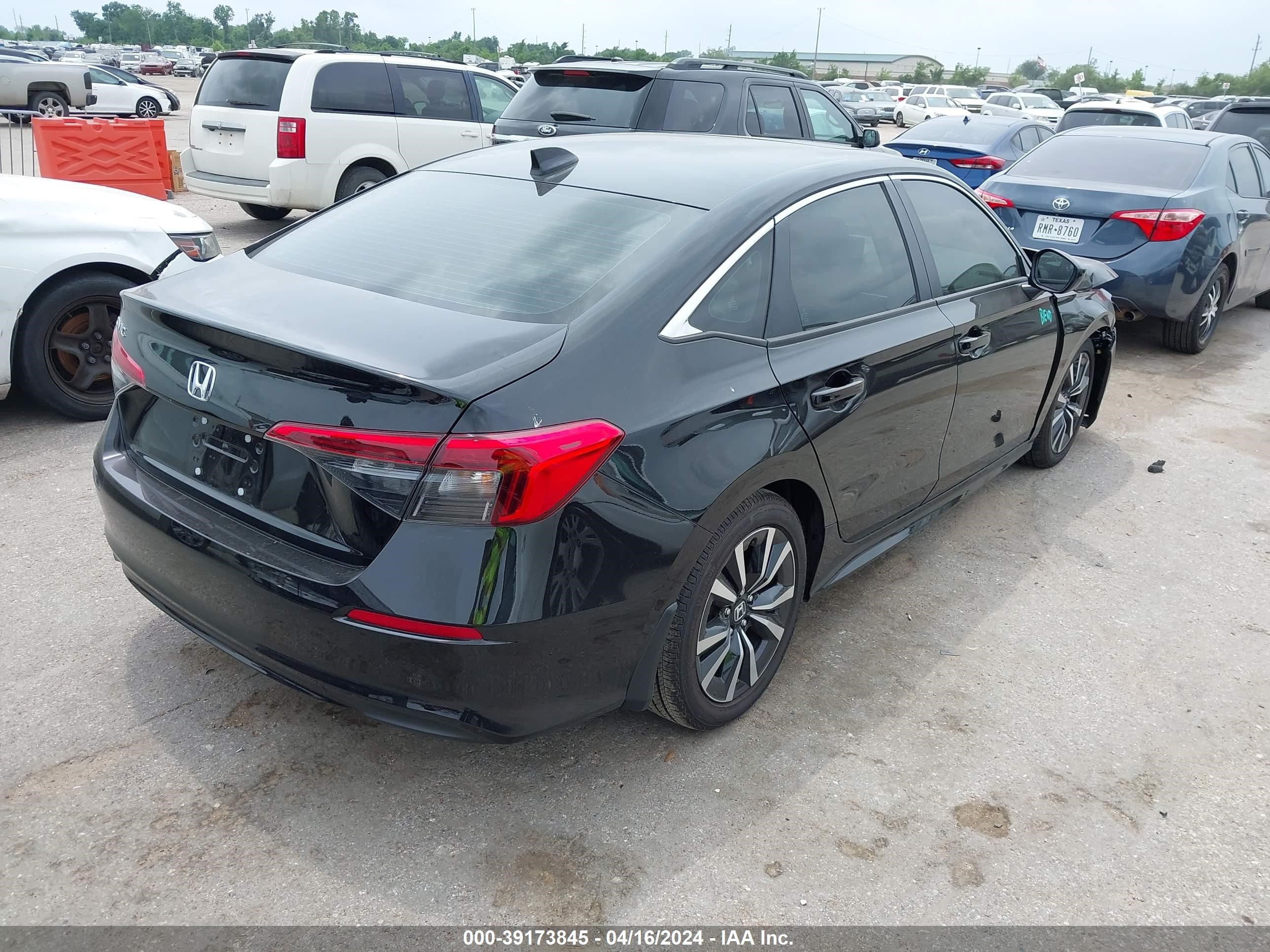 Photo 3 VIN: 2HGFE1F76RH320245 - HONDA CIVIC 