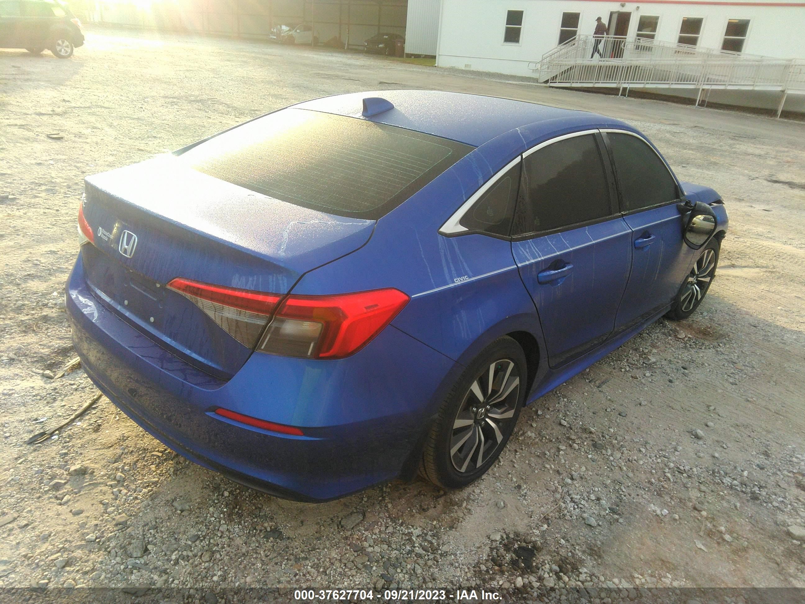 Photo 3 VIN: 2HGFE1F7XNH304124 - HONDA CIVIC 