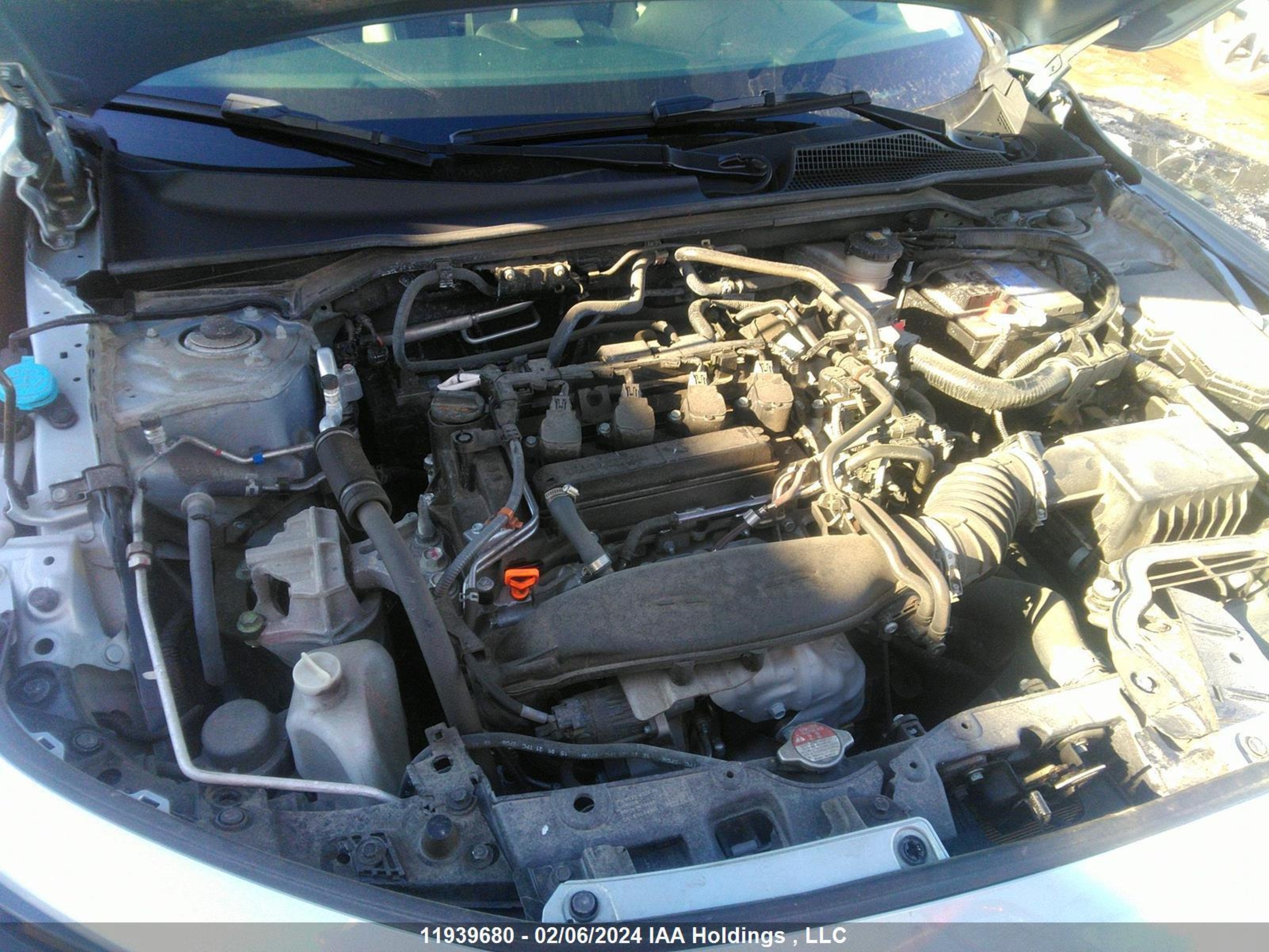 Photo 9 VIN: 2HGFE1F9XNH002527 - HONDA CIVIC 