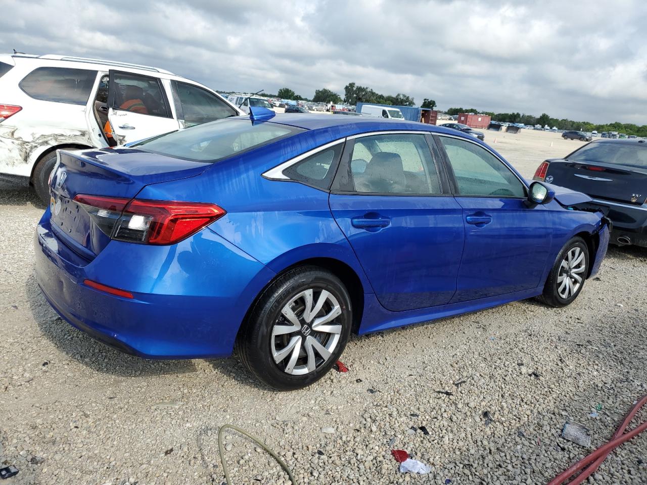 Photo 2 VIN: 2HGFE2F20NH506349 - HONDA CIVIC 