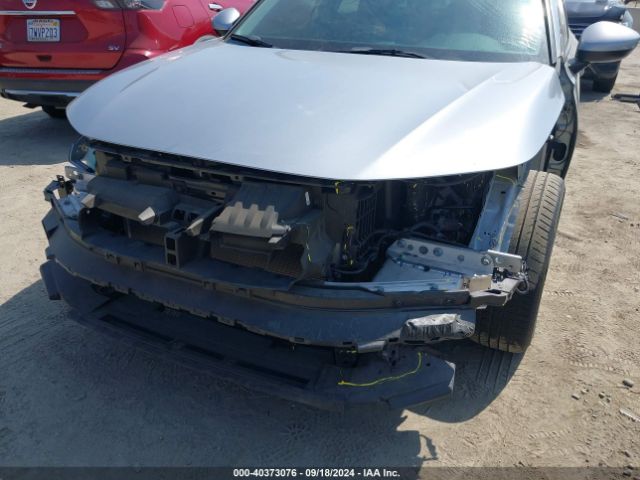 Photo 5 VIN: 2HGFE2F21NH511561 - HONDA CIVIC 