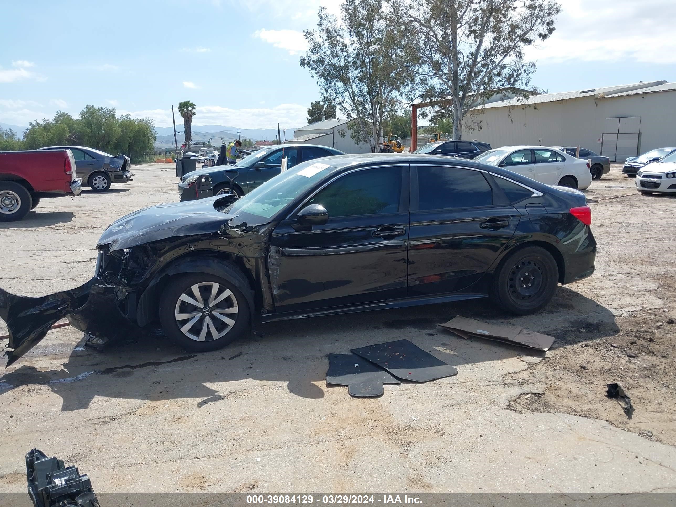 Photo 14 VIN: 2HGFE2F26NH532440 - HONDA CIVIC 