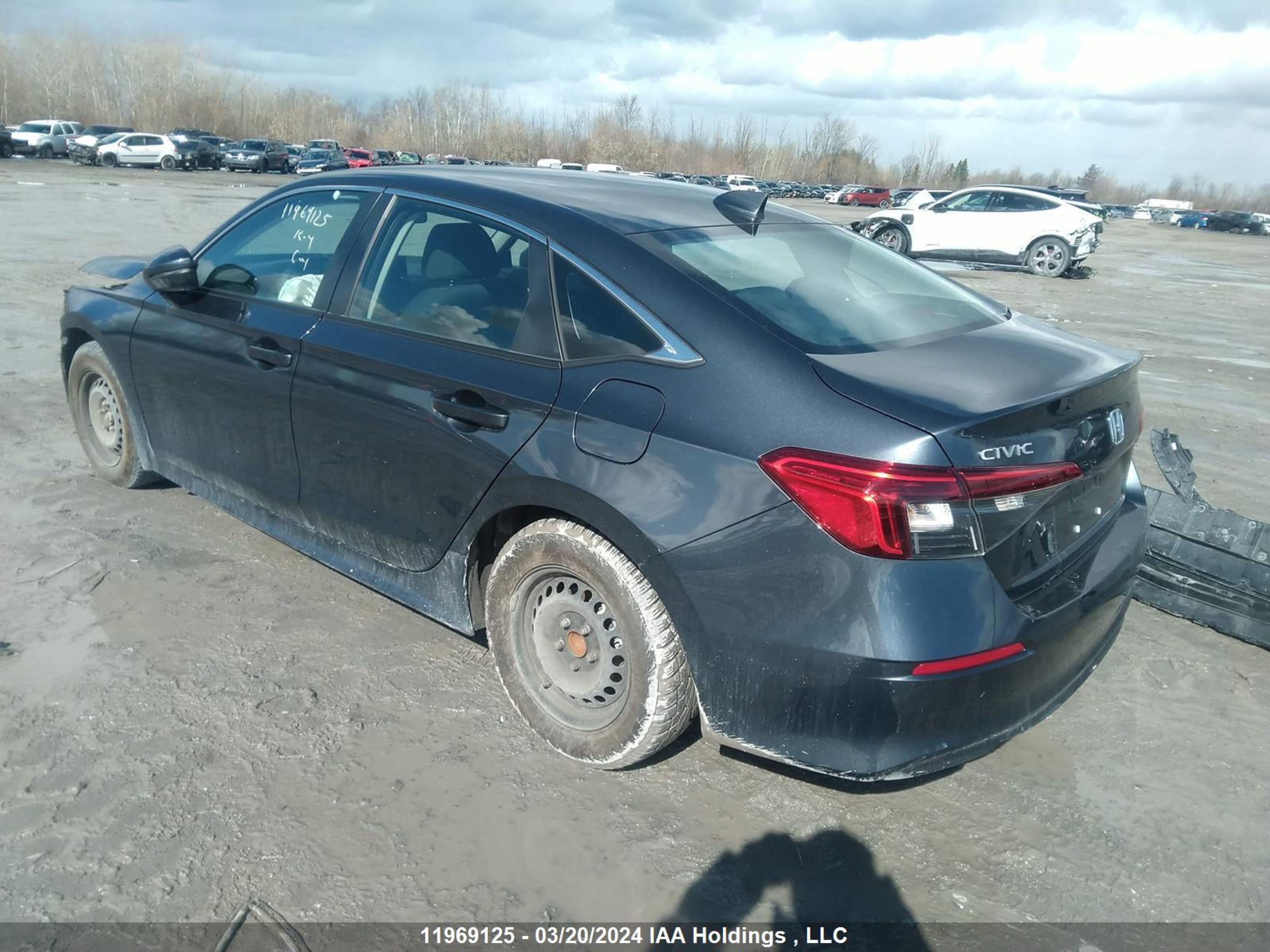 Photo 2 VIN: 2HGFE2F32PH103615 - HONDA CIVIC 