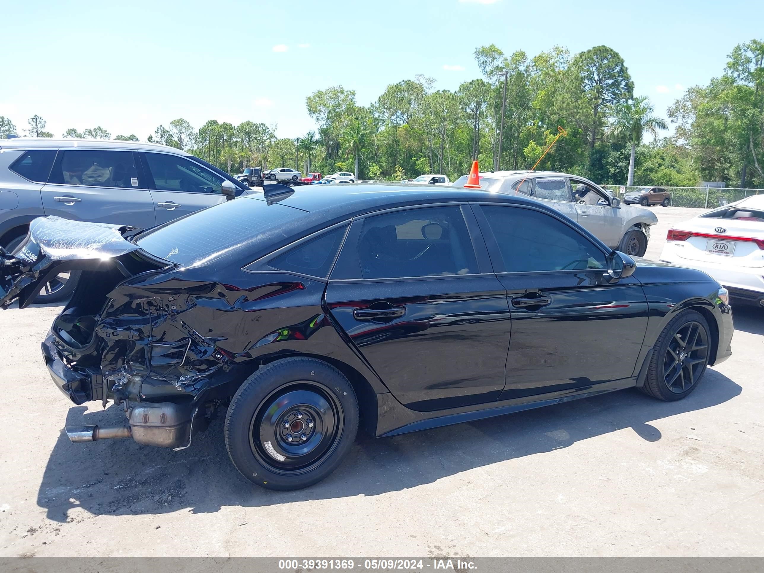 Photo 13 VIN: 2HGFE2F50RH549637 - HONDA CIVIC 