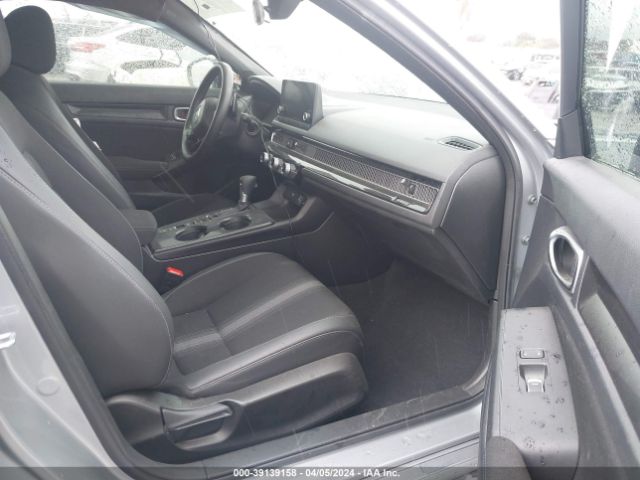 Photo 4 VIN: 2HGFE2F51NH586870 - HONDA CIVIC 