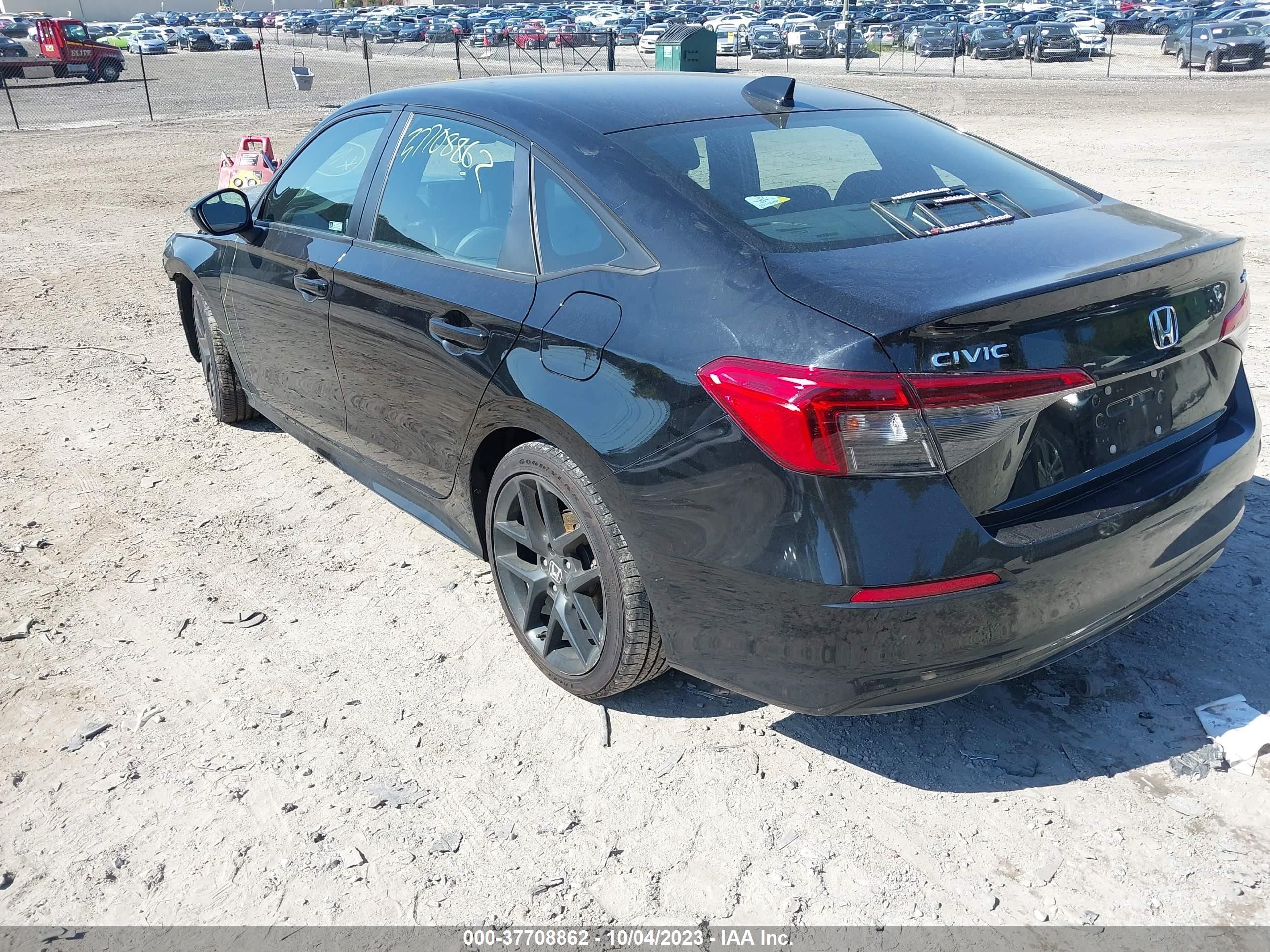 Photo 2 VIN: 2HGFE2F56NH551323 - HONDA CIVIC 