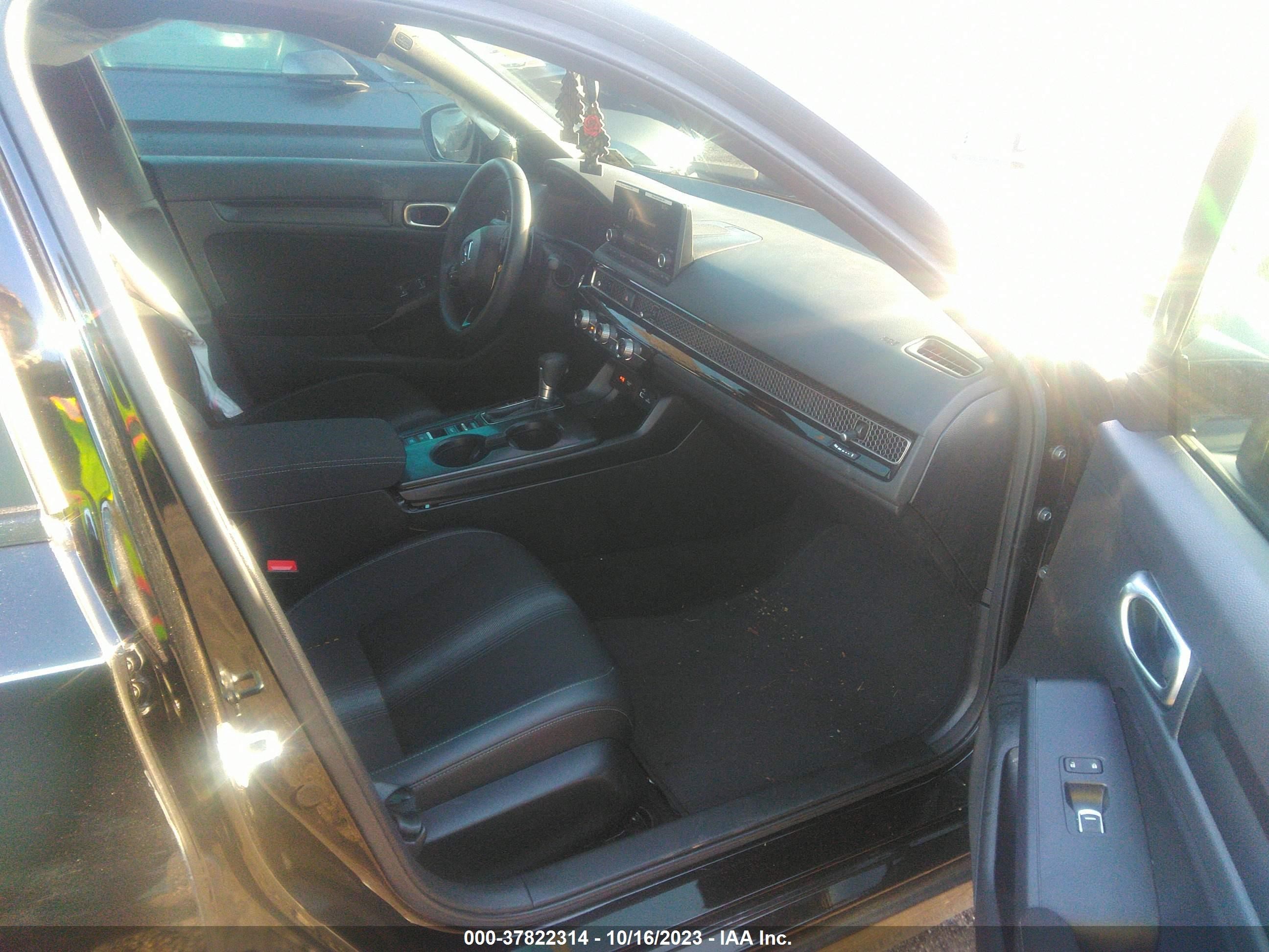 Photo 4 VIN: 2HGFE2F56PH537988 - HONDA CIVIC 