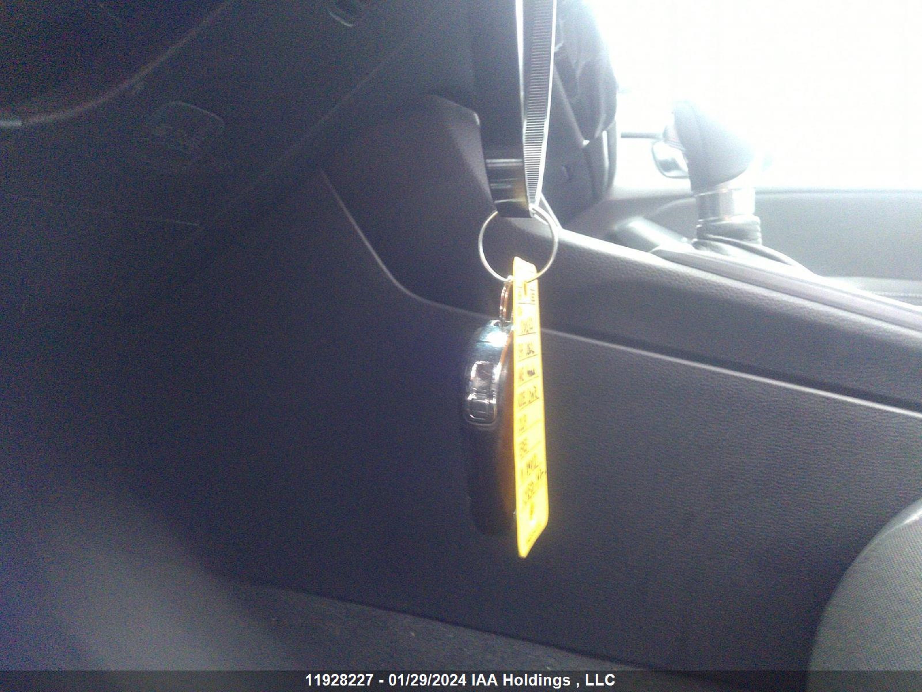 Photo 10 VIN: 2HGFE2F57NH104113 - HONDA CIVIC 