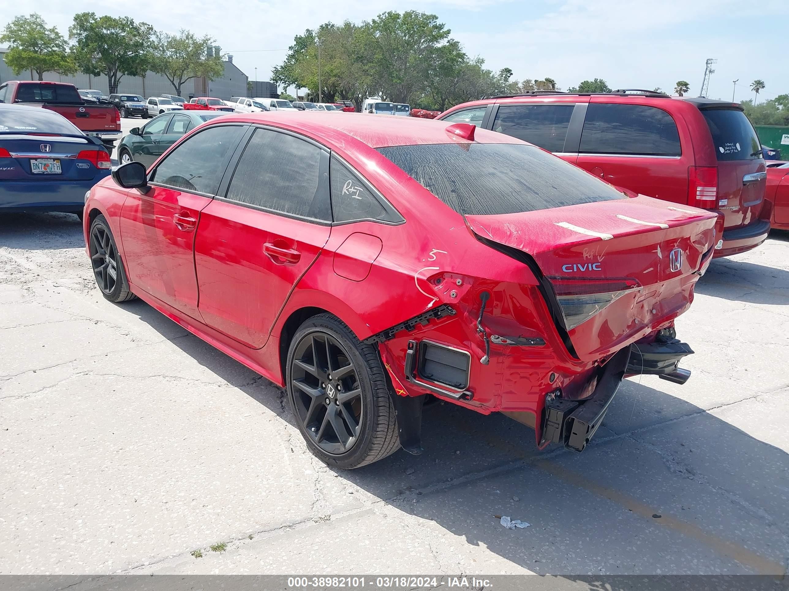 Photo 2 VIN: 2HGFE2F57PH554086 - HONDA CIVIC 