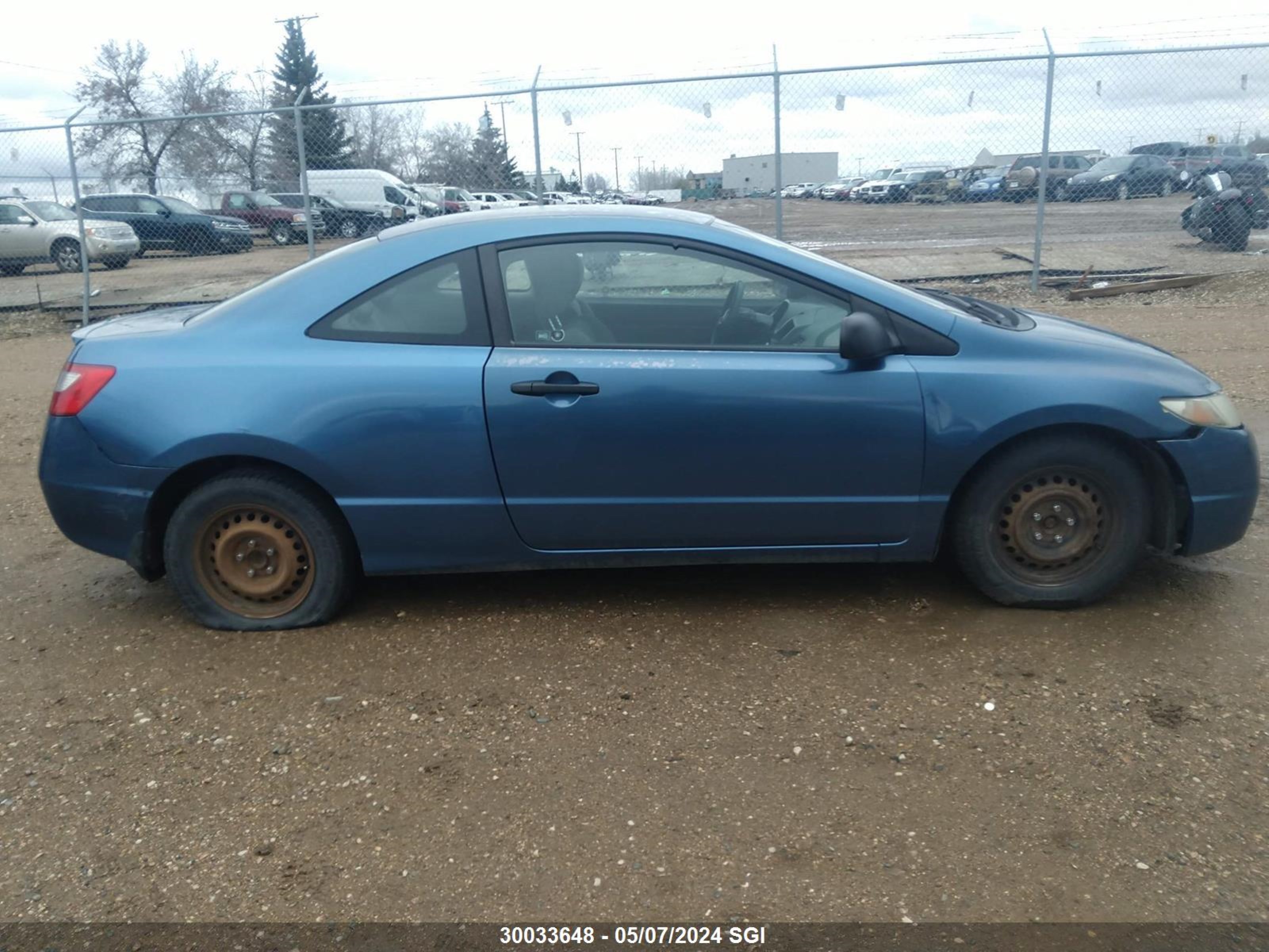 Photo 12 VIN: 2HGFG11389H003985 - HONDA CIVIC 