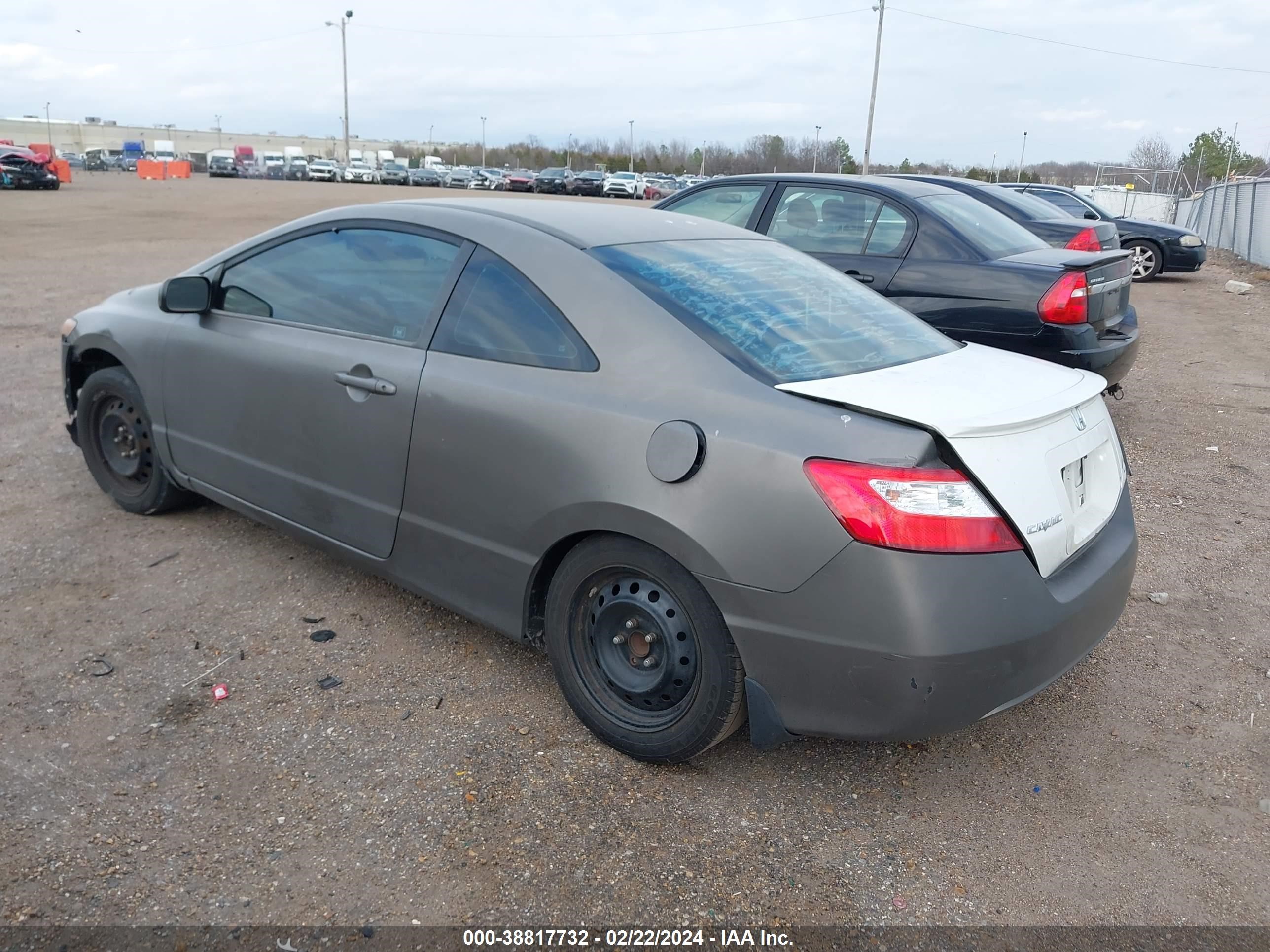 Photo 2 VIN: 2HGFG11606H564509 - HONDA CIVIC 