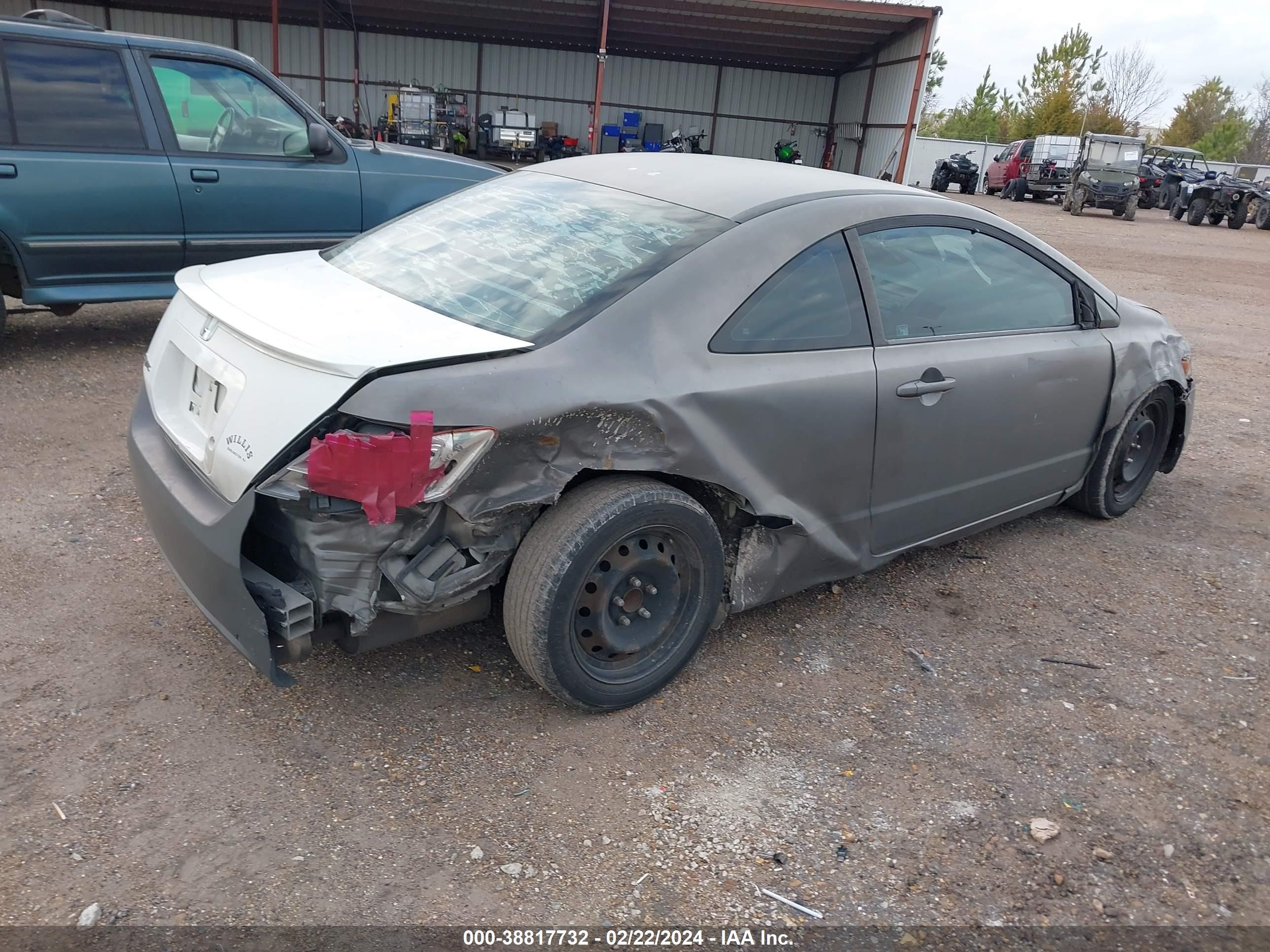 Photo 3 VIN: 2HGFG11606H564509 - HONDA CIVIC 