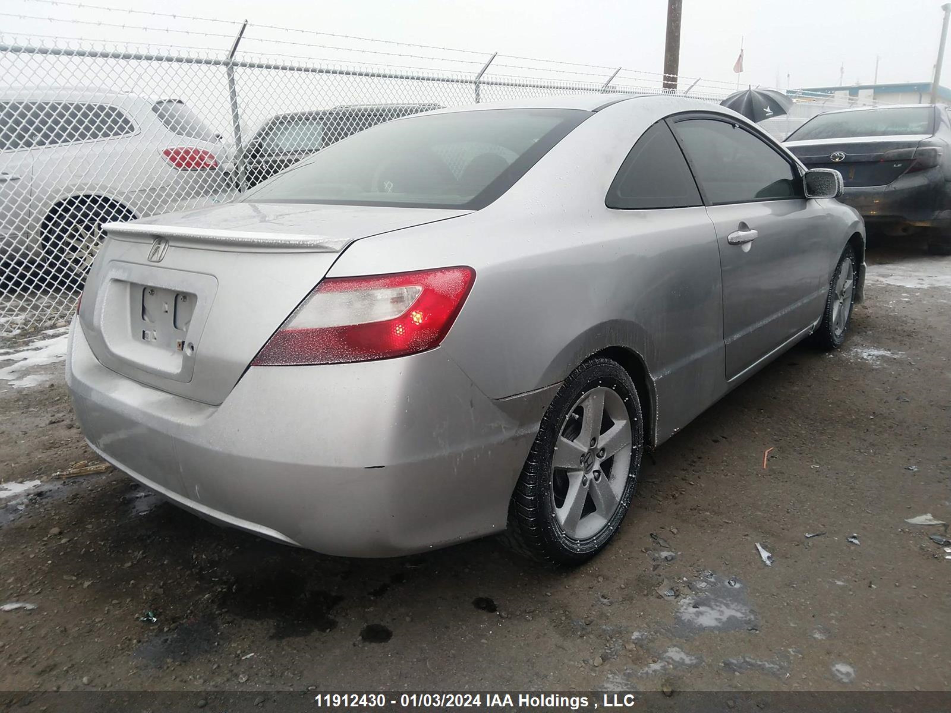 Photo 3 VIN: 2HGFG11617H009554 - HONDA CIVIC 