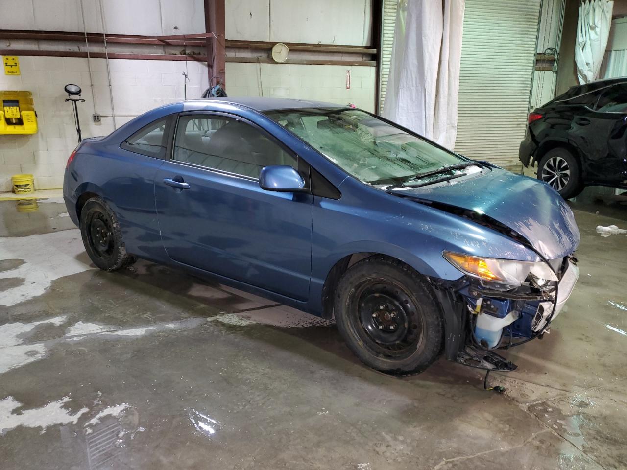 Photo 3 VIN: 2HGFG11658H513476 - HONDA CIVIC 