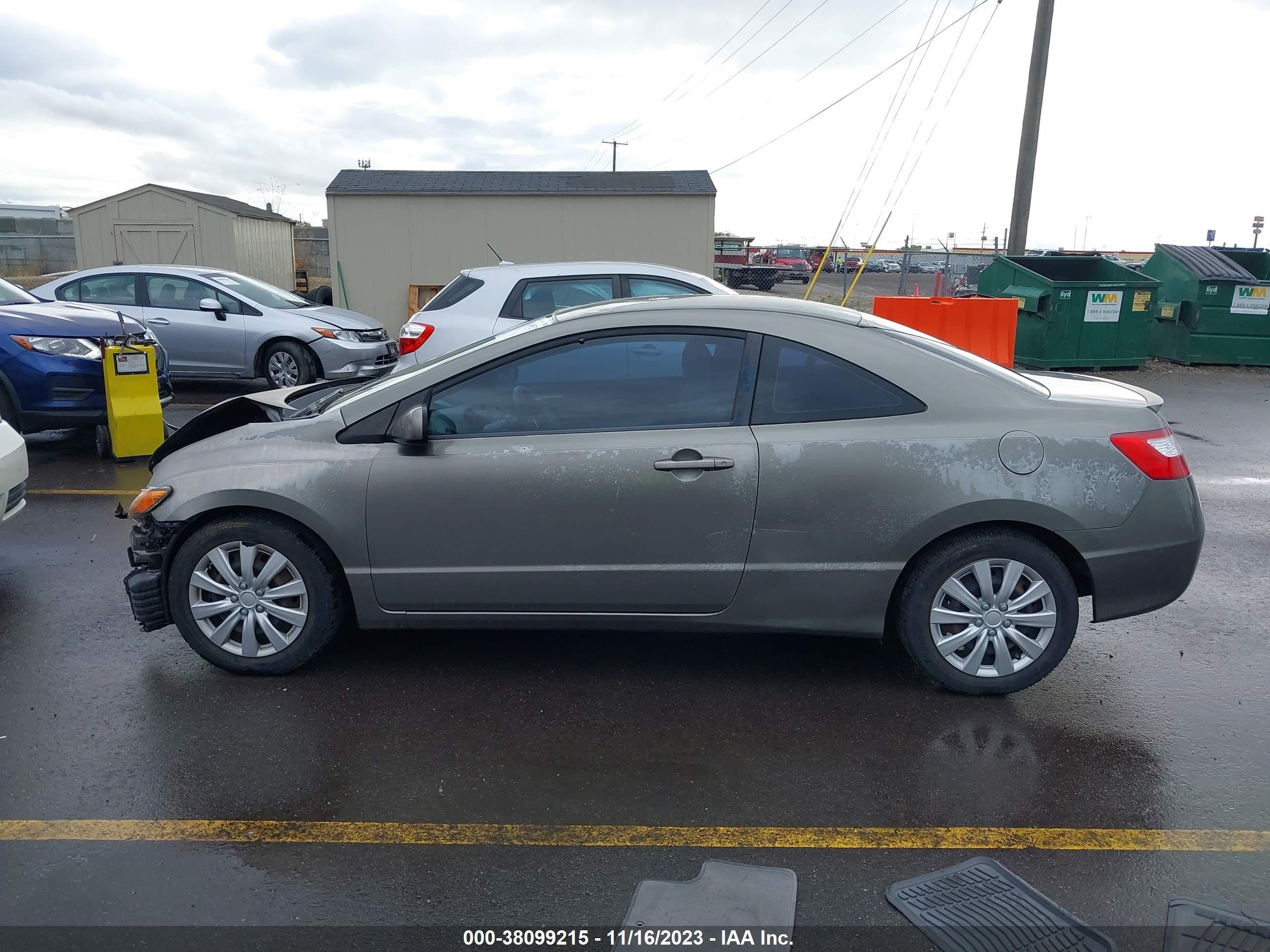 Photo 13 VIN: 2HGFG11678H529596 - HONDA CIVIC 