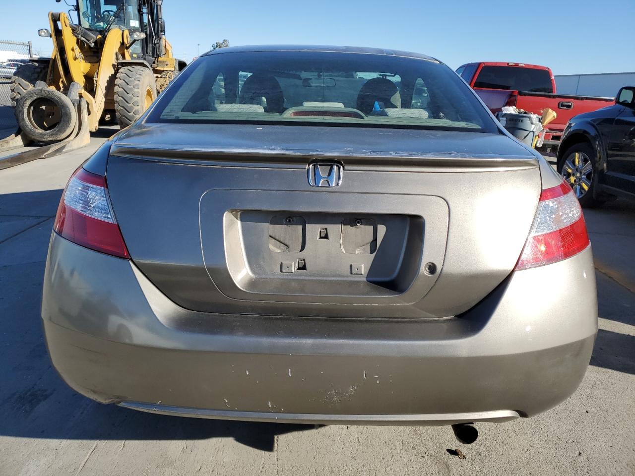 Photo 5 VIN: 2HGFG11688H508028 - HONDA CIVIC 