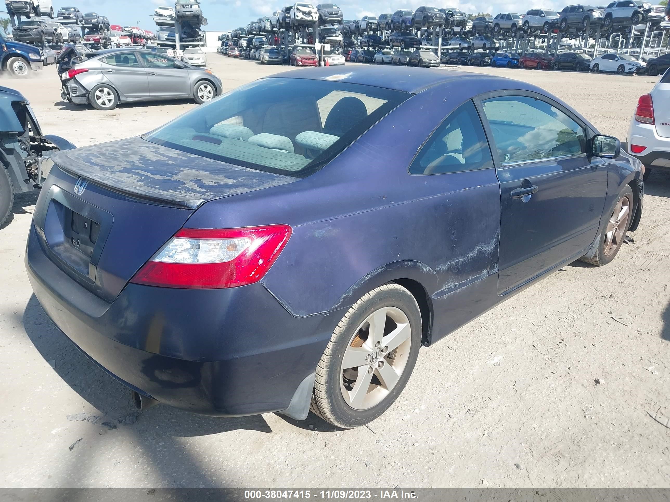 Photo 3 VIN: 2HGFG11847H502419 - HONDA CIVIC 