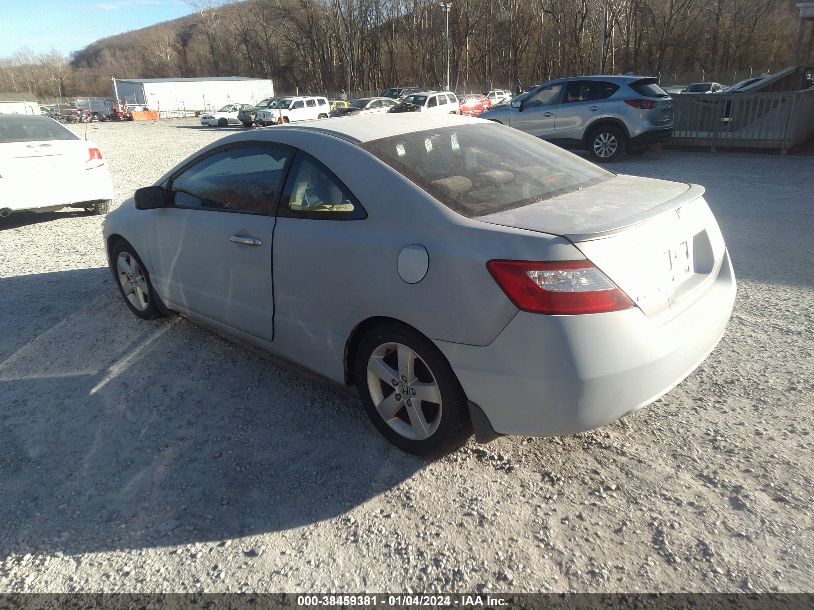 Photo 3 VIN: 2HGFG11869H514798 - HONDA CIVIC 