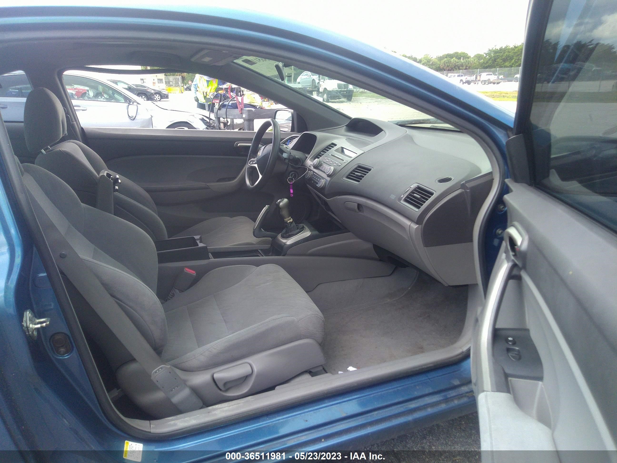 Photo 4 VIN: 2HGFG11888H539751 - HONDA CIVIC 