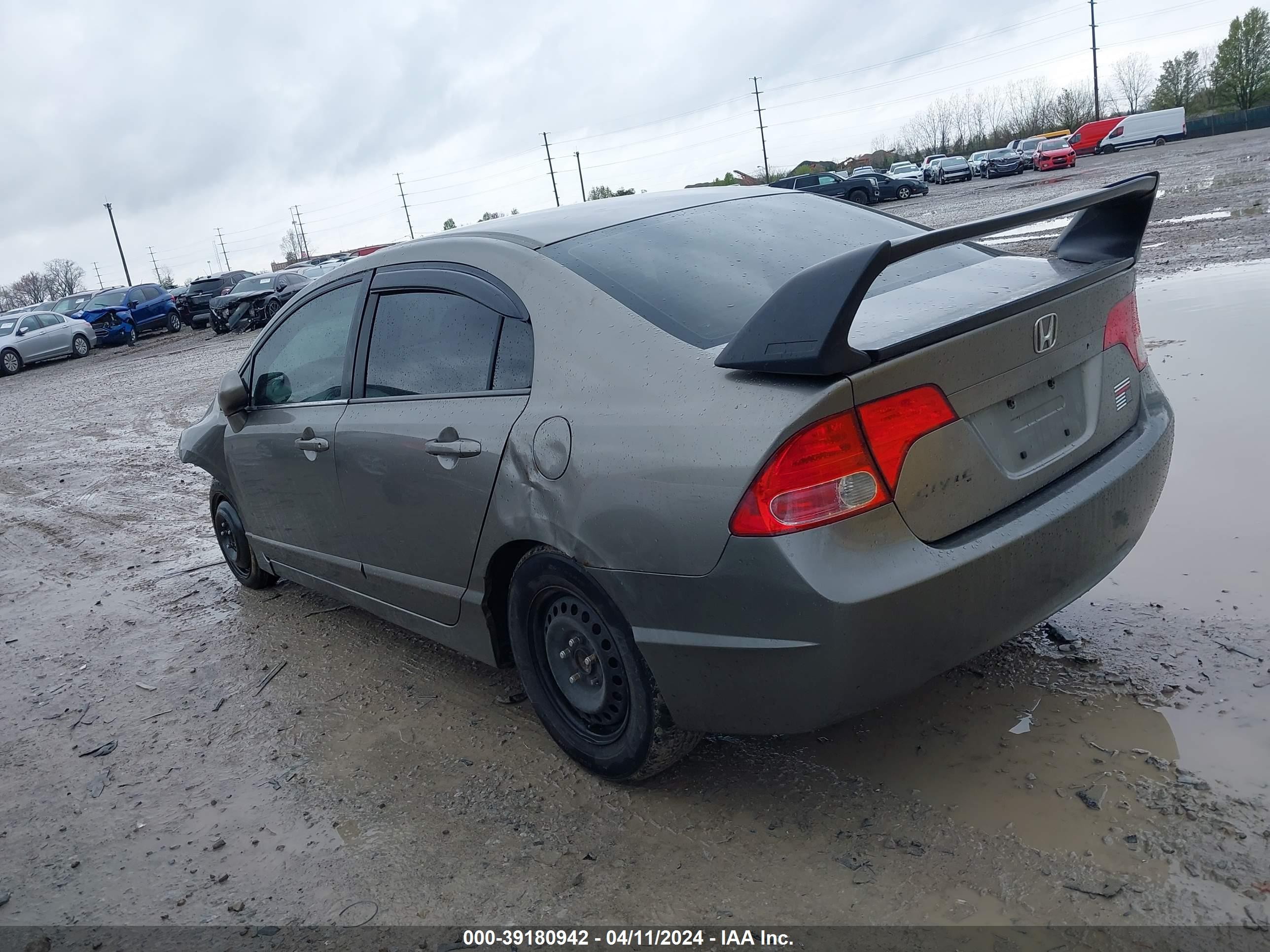 Photo 2 VIN: 2HGFG12606H576884 - HONDA CIVIC 