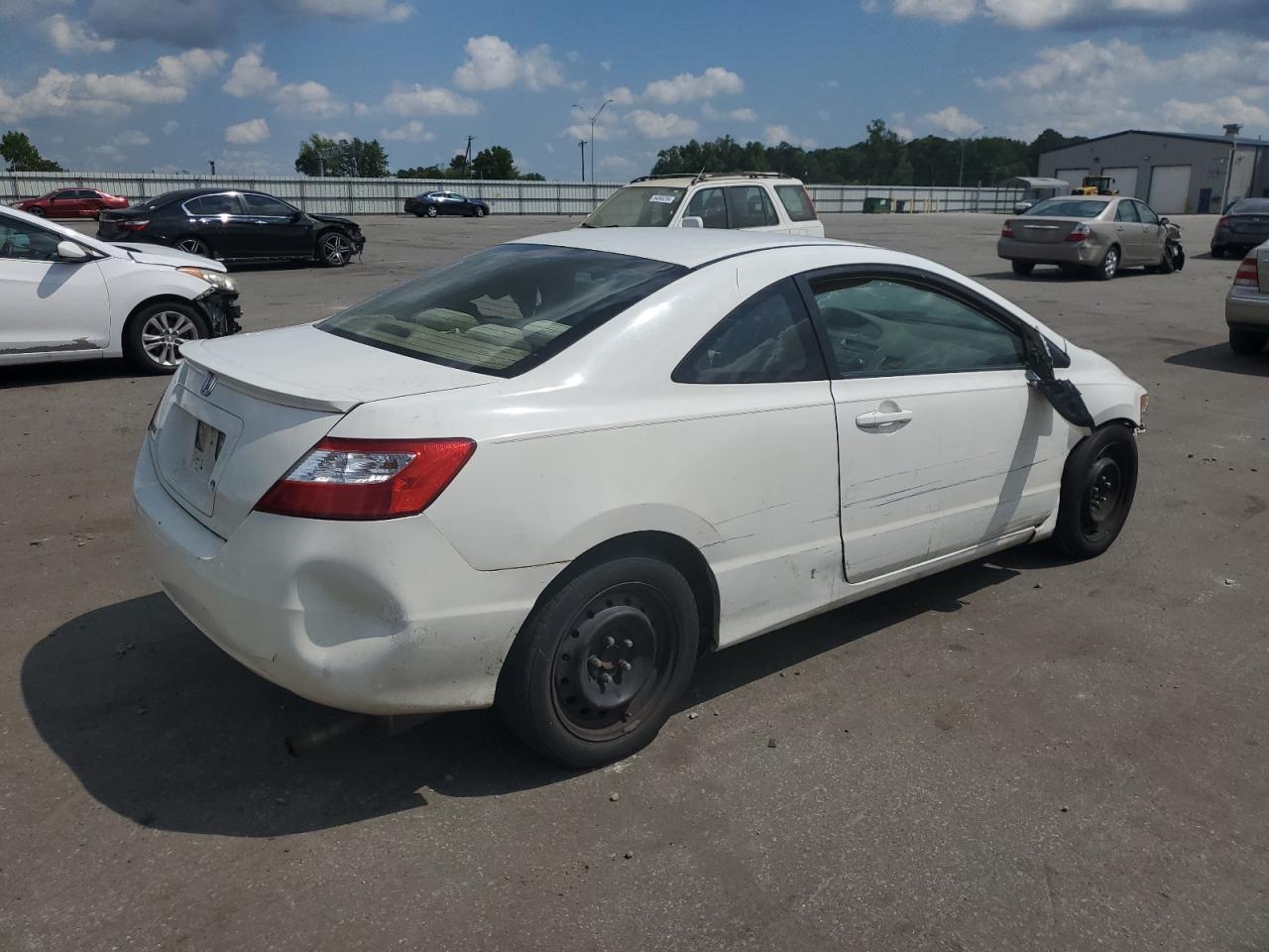 Photo 2 VIN: 2HGFG12608H568688 - HONDA CIVIC 