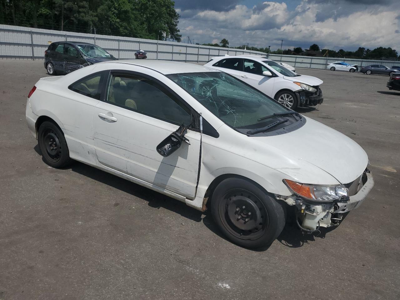 Photo 3 VIN: 2HGFG12608H568688 - HONDA CIVIC 