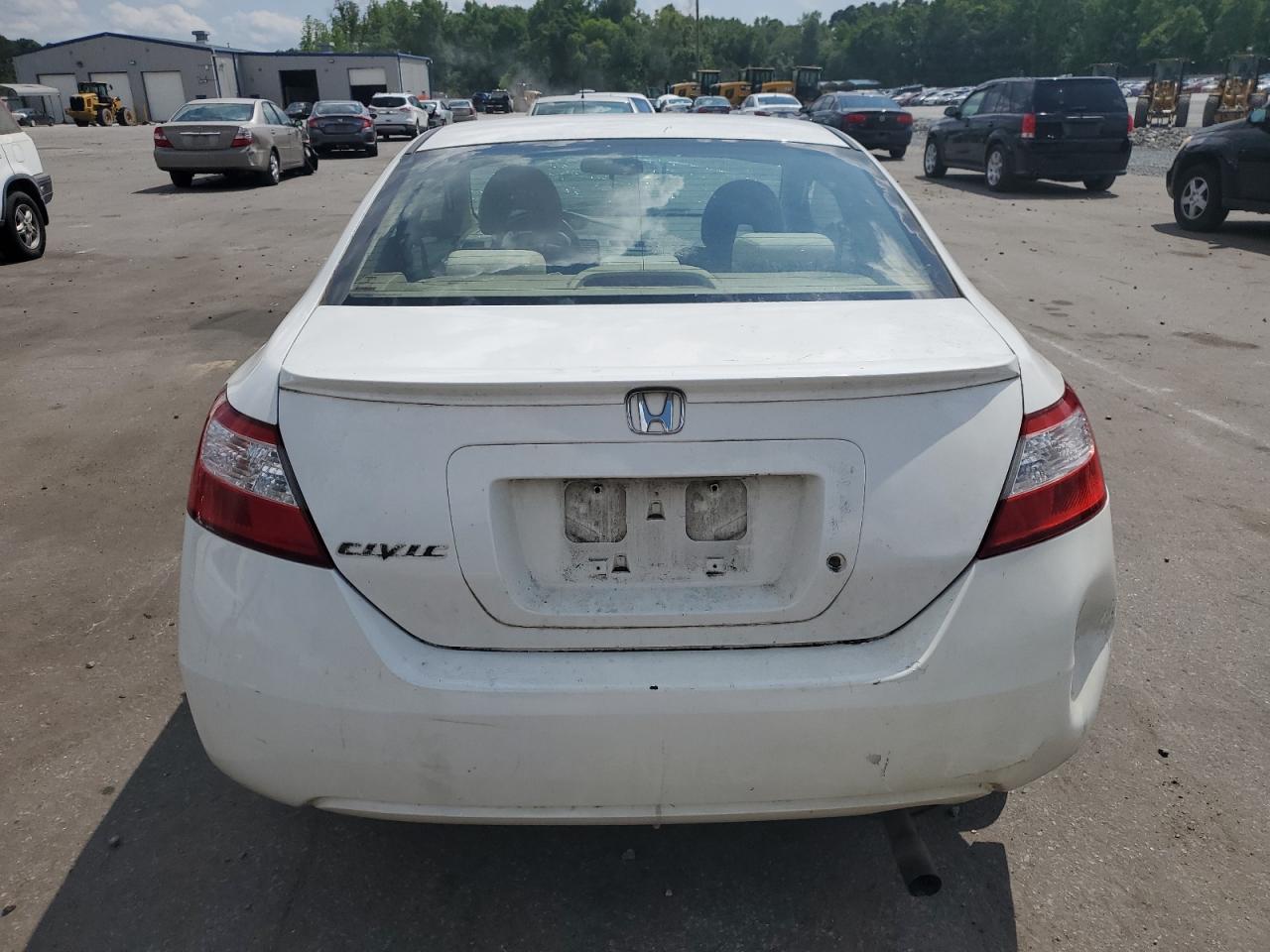 Photo 5 VIN: 2HGFG12608H568688 - HONDA CIVIC 