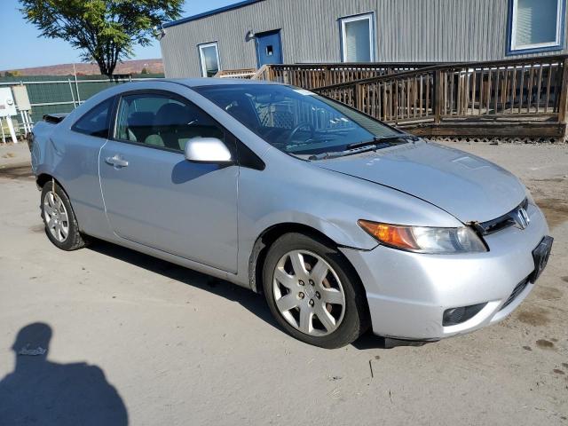 Photo 3 VIN: 2HGFG12628H579417 - HONDA CIVIC LX 