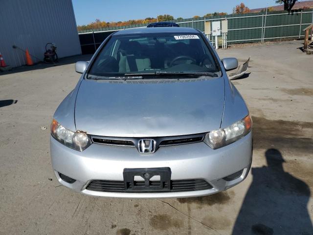 Photo 4 VIN: 2HGFG12628H579417 - HONDA CIVIC LX 