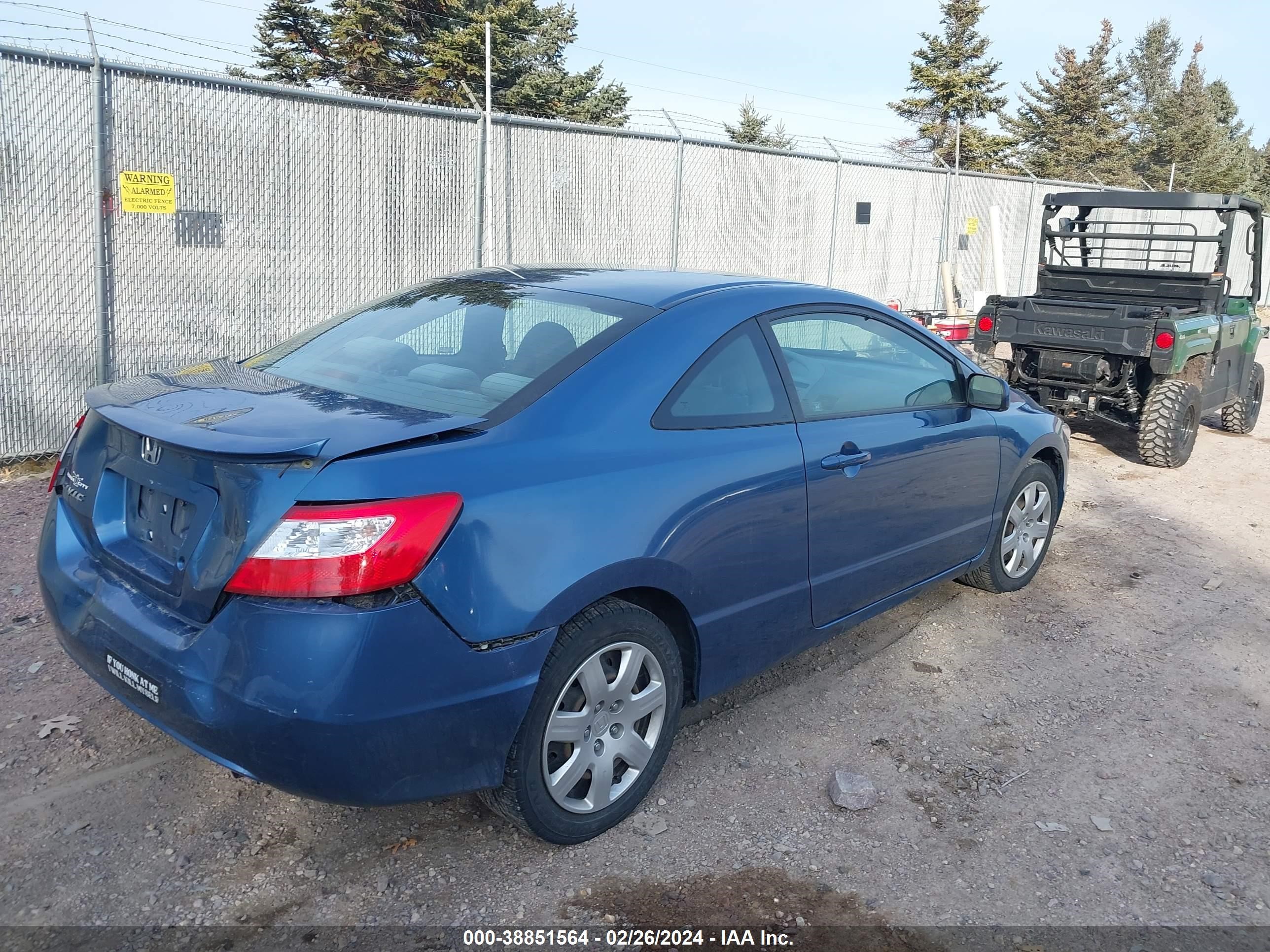 Photo 3 VIN: 2HGFG12638H553635 - HONDA CIVIC 