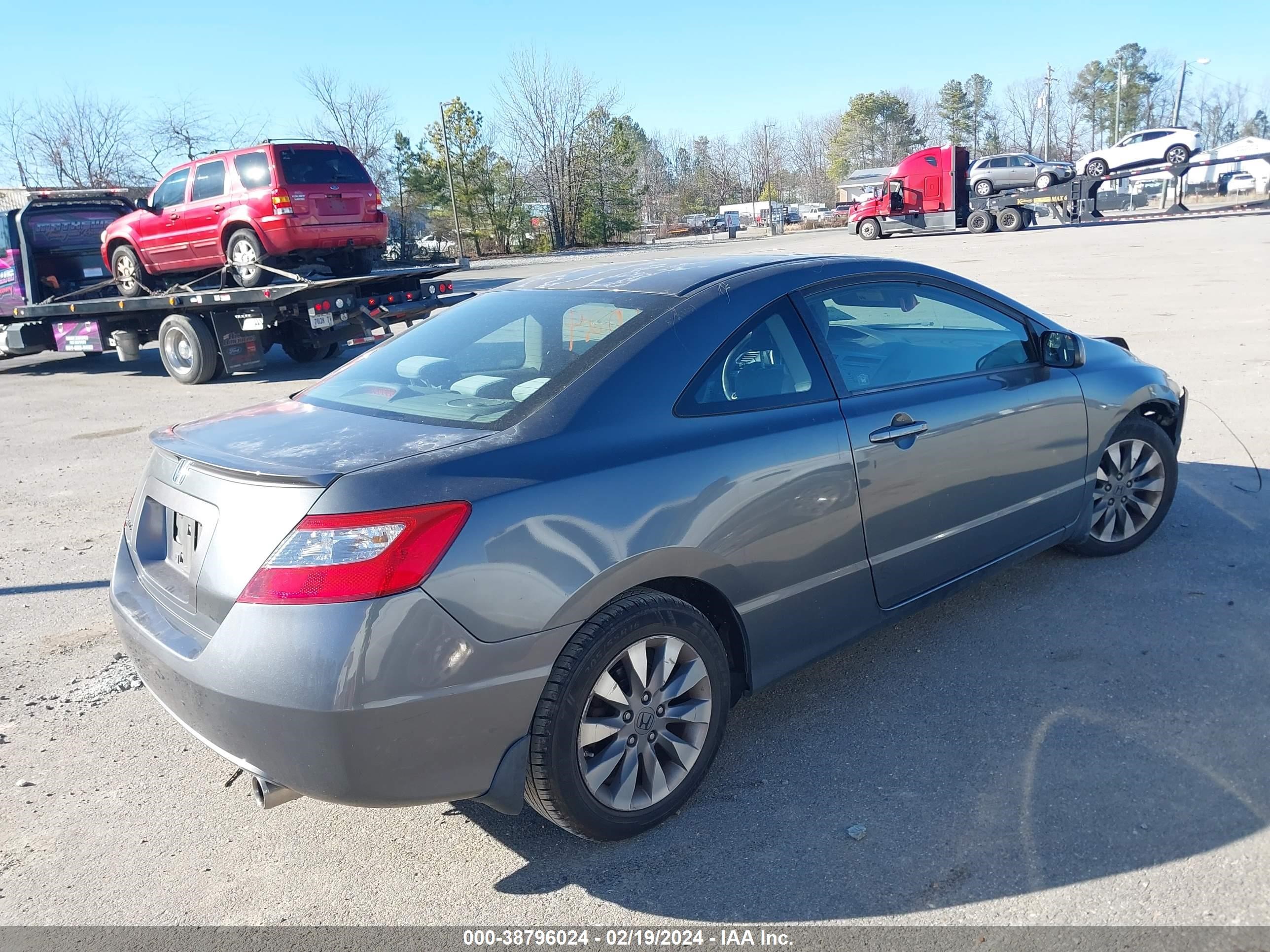 Photo 3 VIN: 2HGFG12819H511290 - HONDA CIVIC 