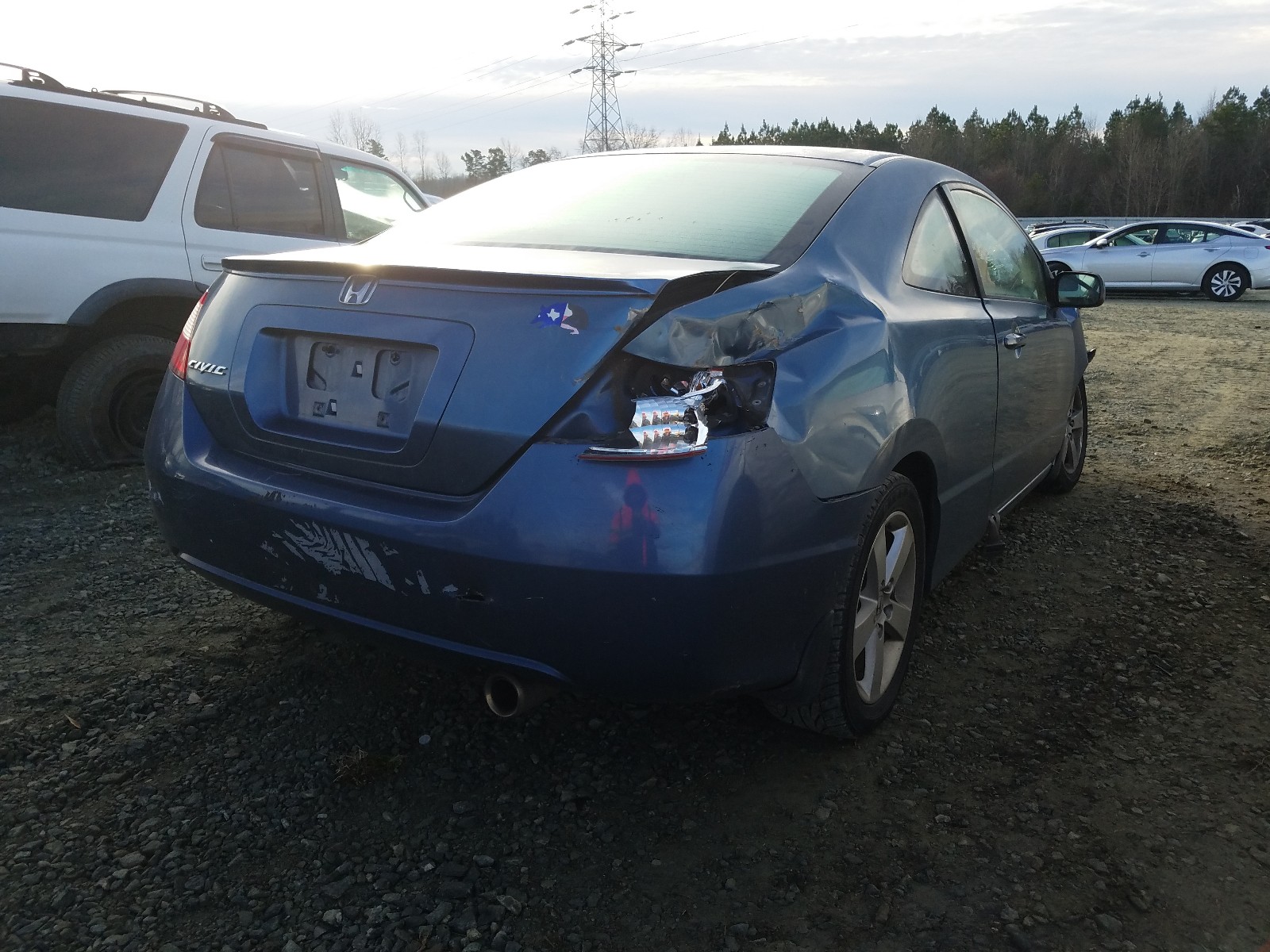 Photo 3 VIN: 2HGFG12848H567805 - HONDA CIVIC EX 