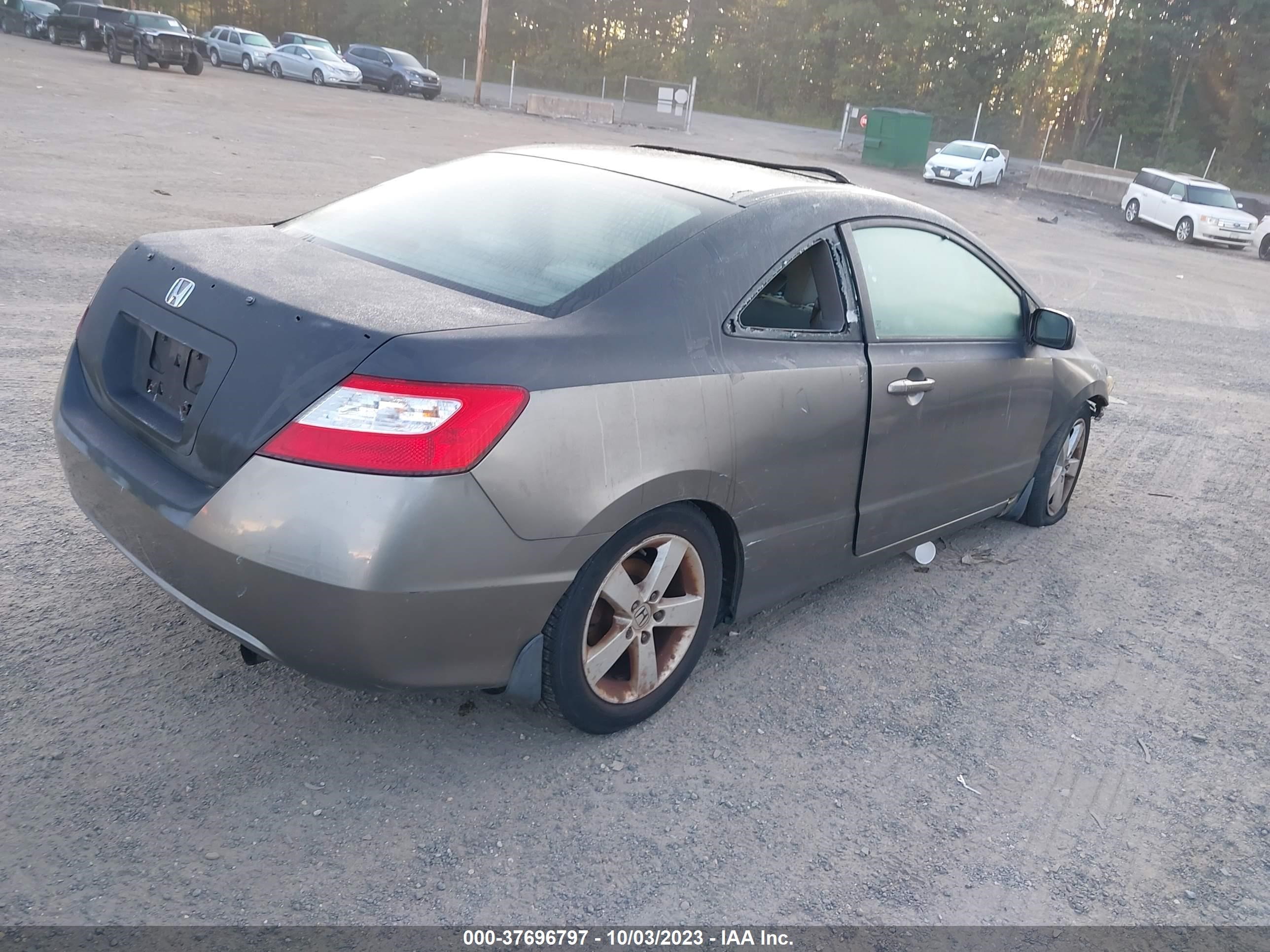 Photo 3 VIN: 2HGFG12856H542716 - HONDA CIVIC 