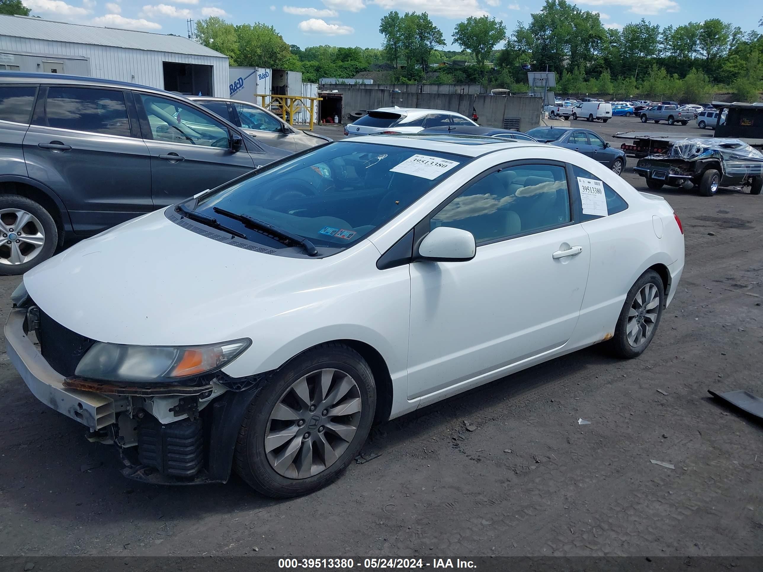 Photo 1 VIN: 2HGFG12899H533182 - HONDA CIVIC 