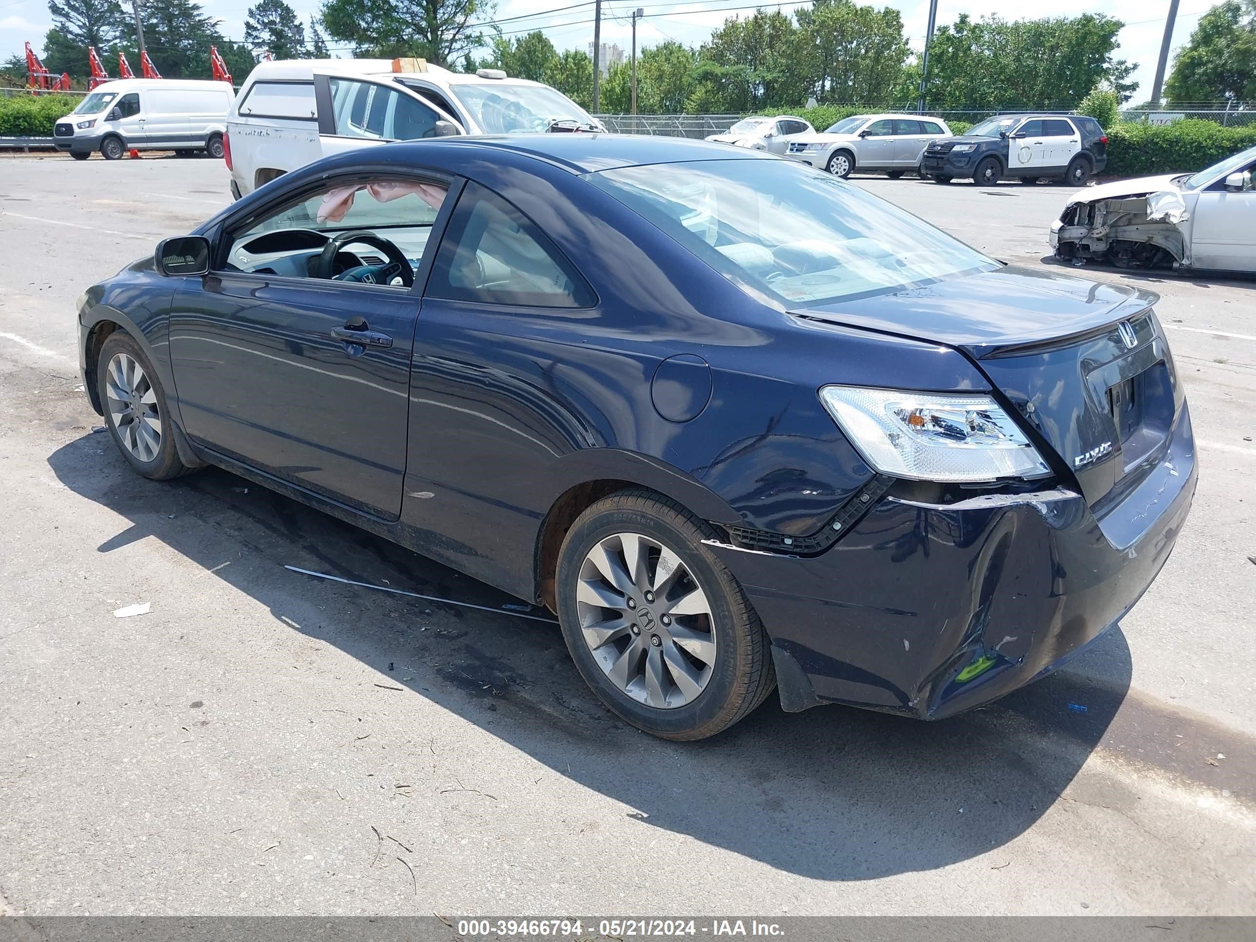 Photo 2 VIN: 2HGFG128X9H535183 - HONDA CIVIC 