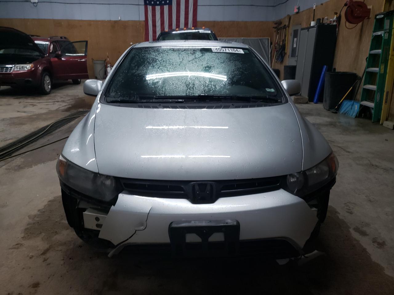 Photo 4 VIN: 2HGFG129X8H556784 - HONDA CIVIC 