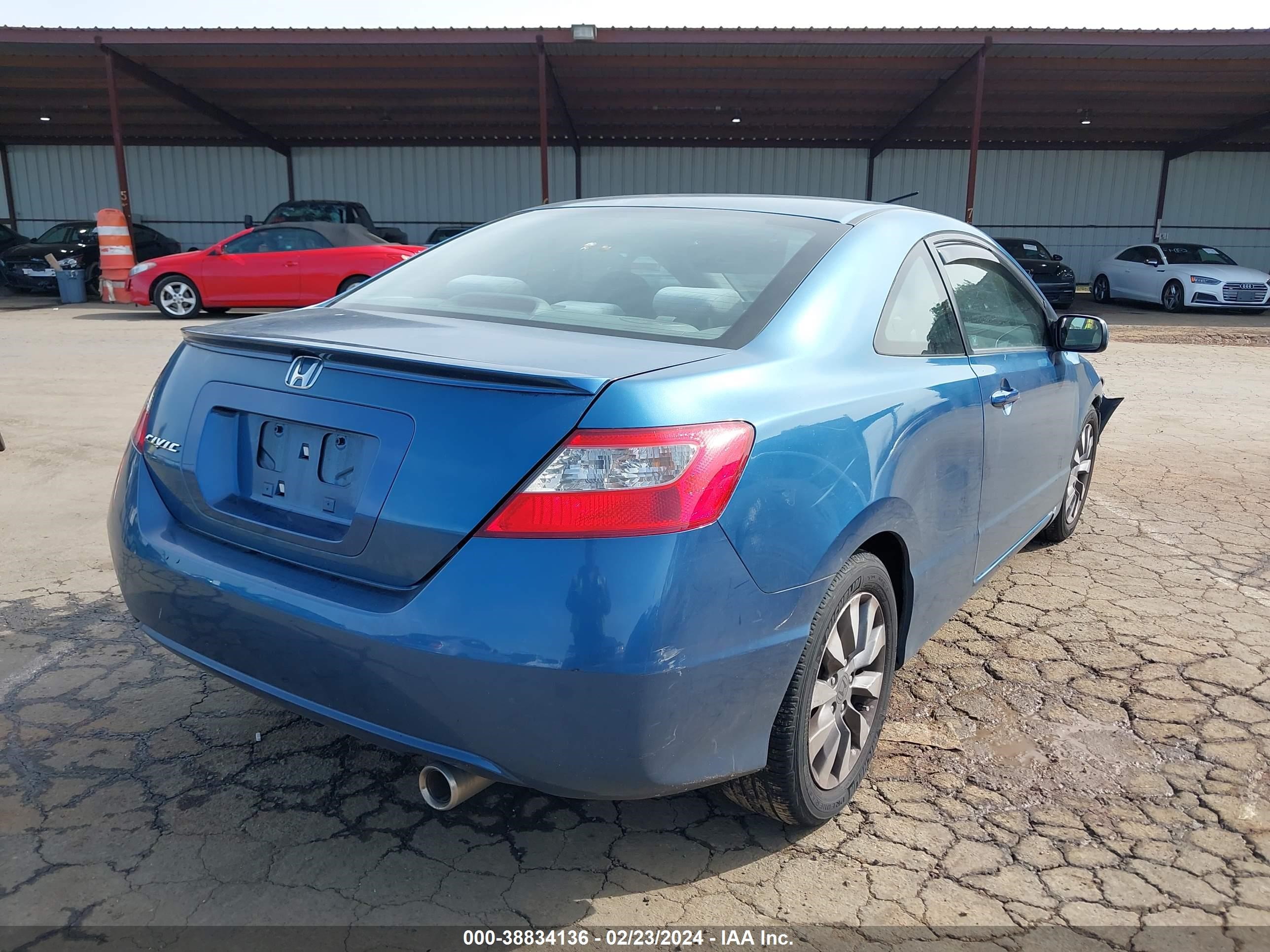 Photo 2 VIN: 2HGFG1B82AH530063 - HONDA CIVIC 