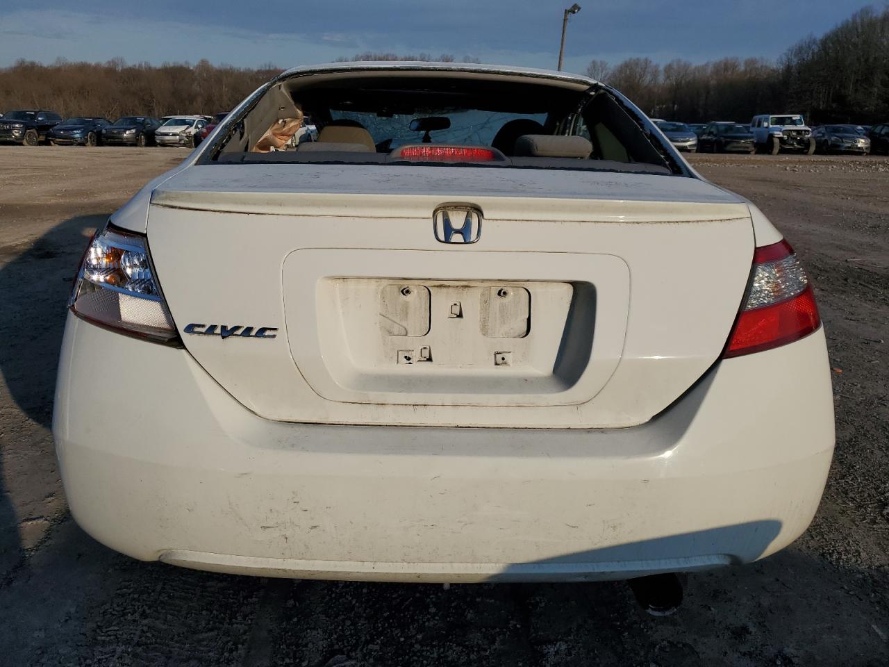 Photo 5 VIN: 2HGFG1B85AH523351 - HONDA CIVIC 