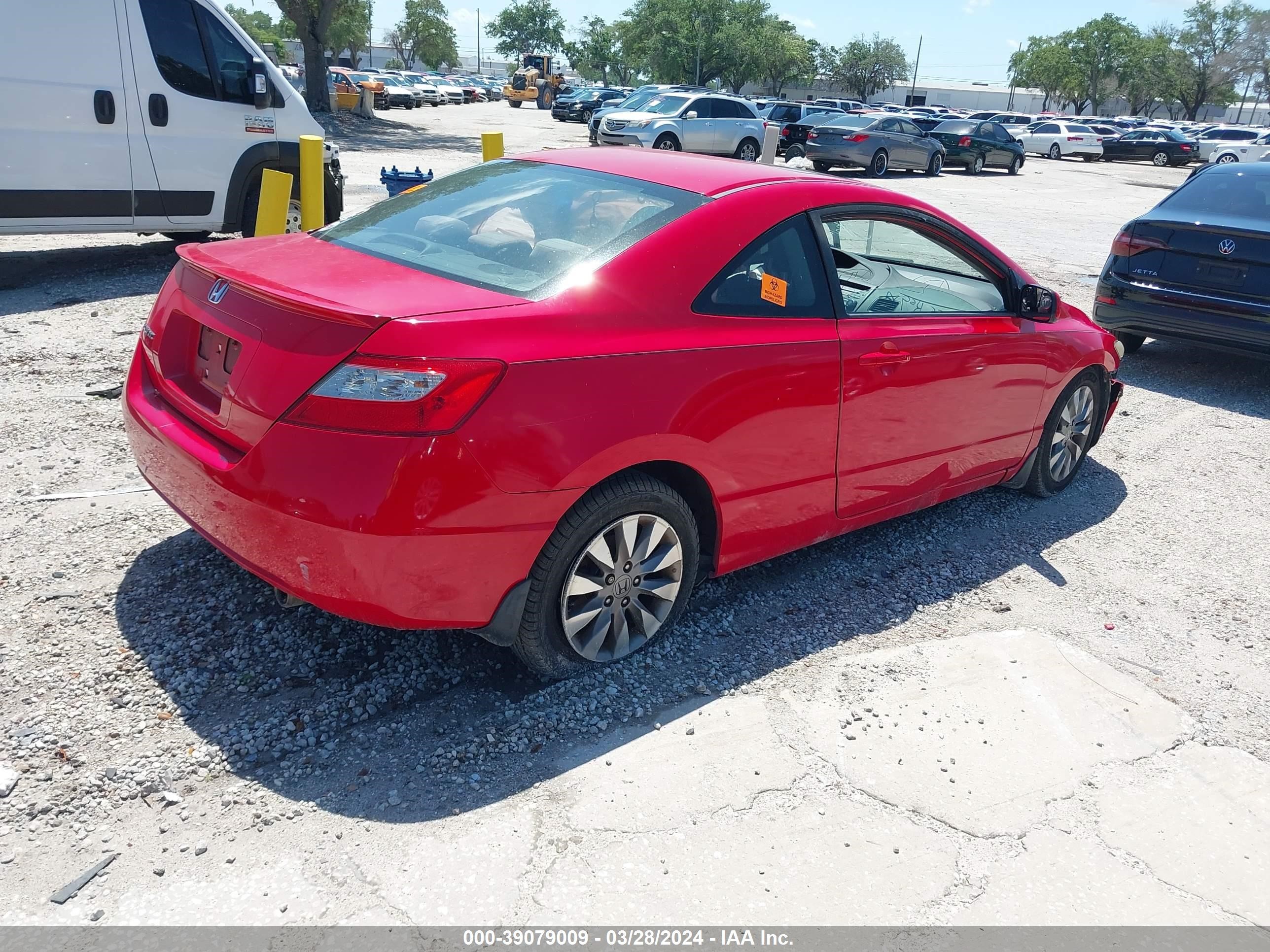 Photo 3 VIN: 2HGFG1B87BH502096 - HONDA CIVIC 