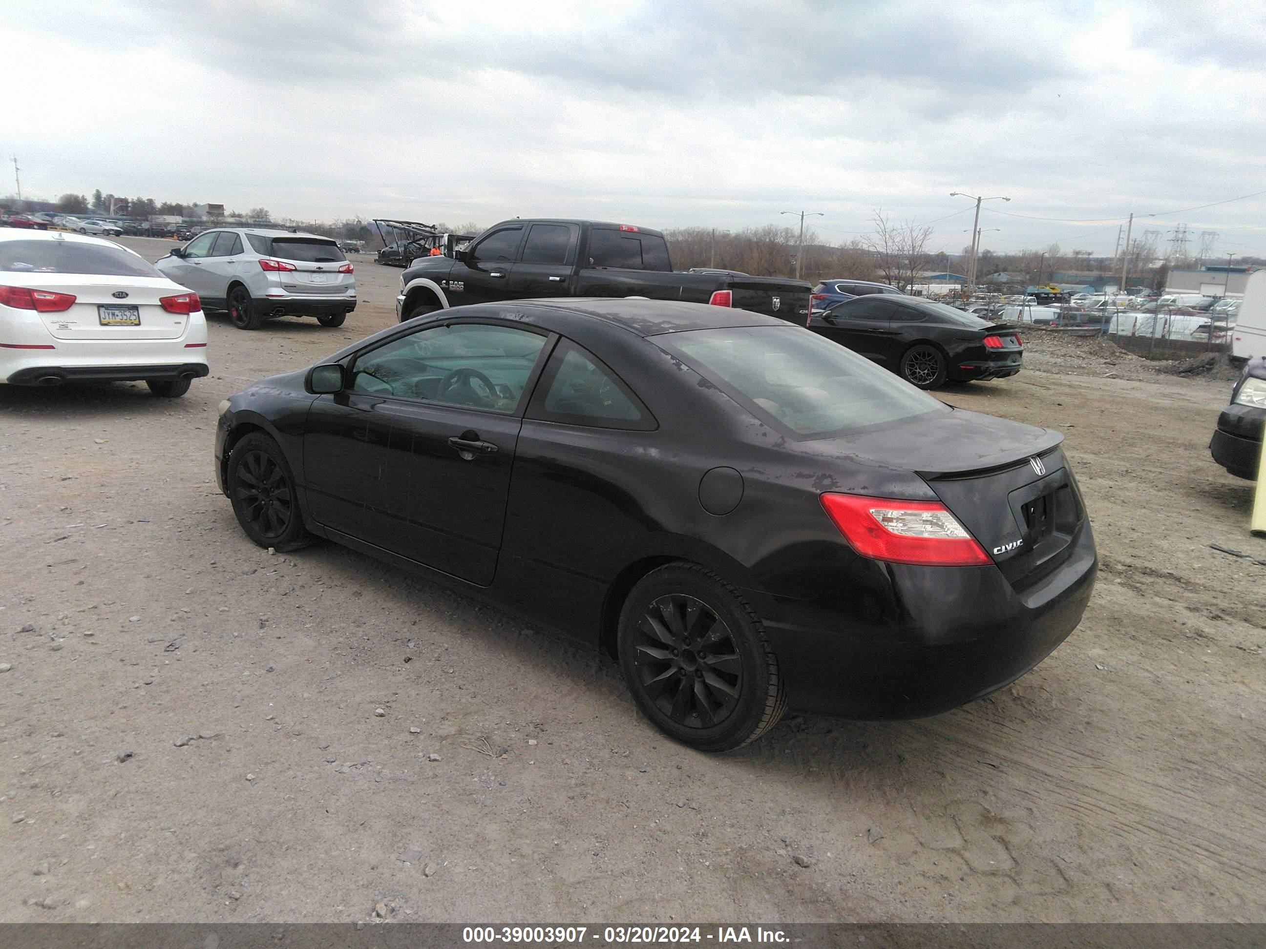 Photo 2 VIN: 2HGFG1B8XAH515309 - HONDA CIVIC 