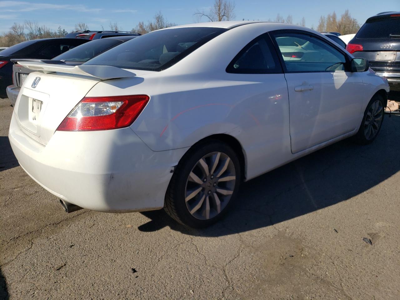 Photo 2 VIN: 2HGFG2A5XBH701351 - HONDA CIVIC 