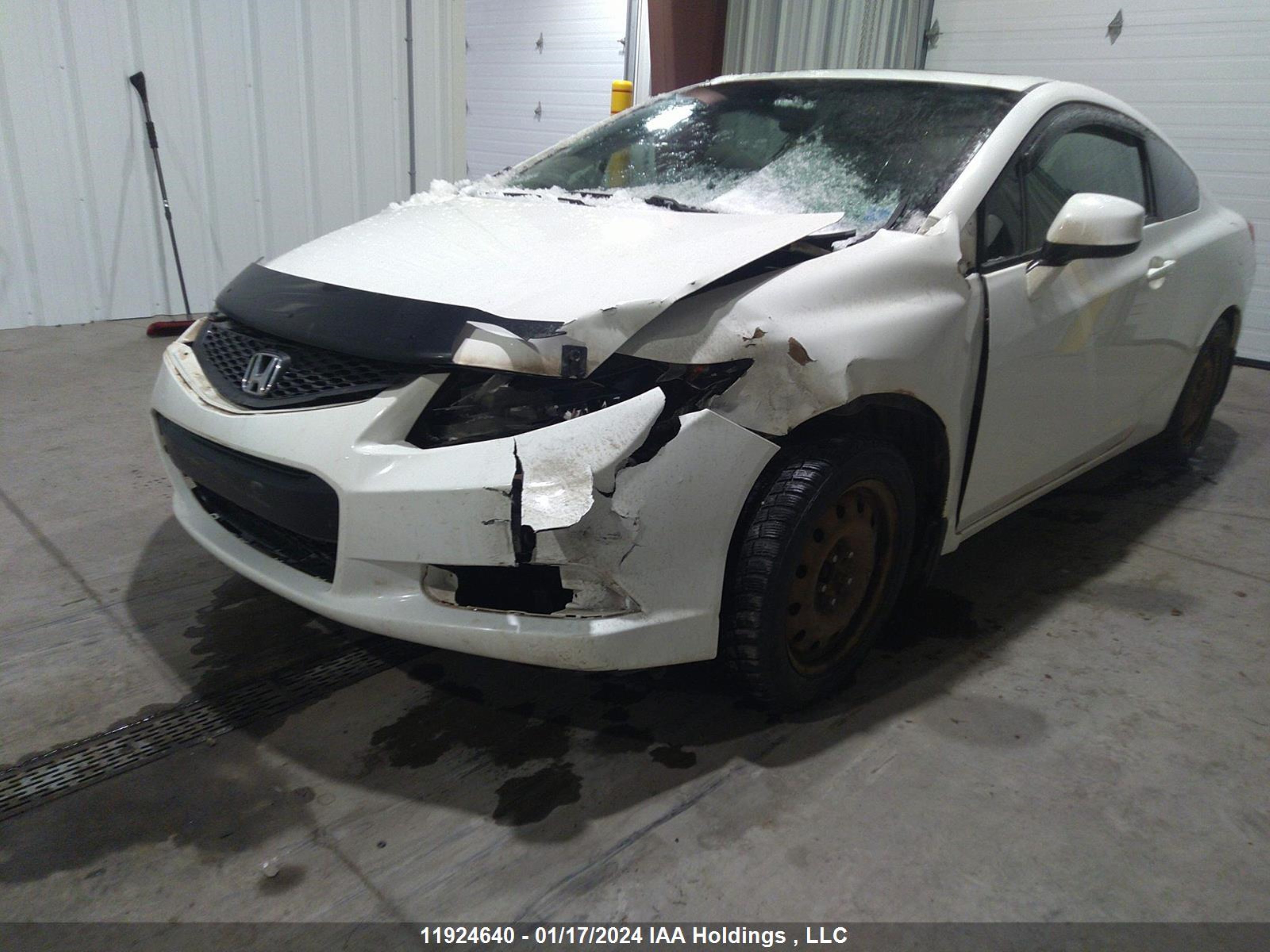 Photo 5 VIN: 2HGFG3A56CH011894 - HONDA CIVIC 