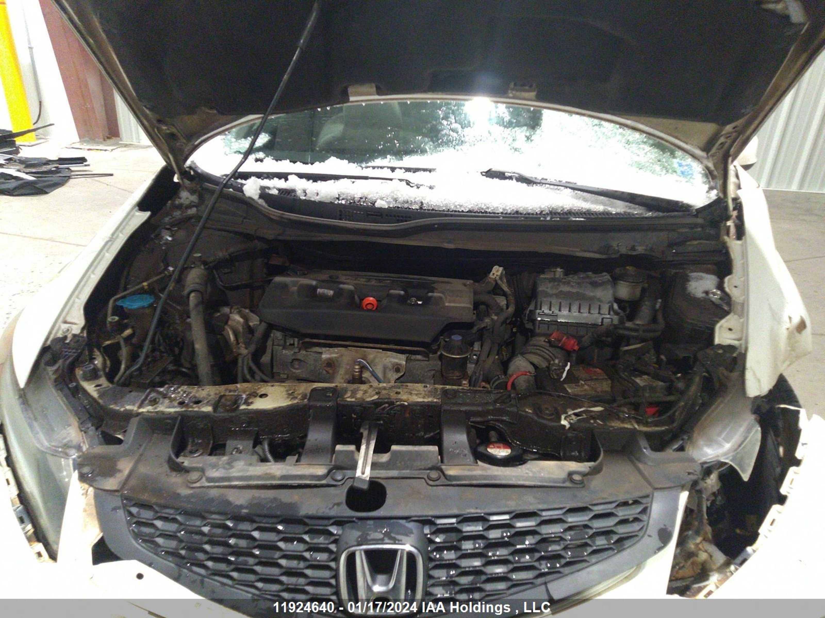 Photo 9 VIN: 2HGFG3A56CH011894 - HONDA CIVIC 