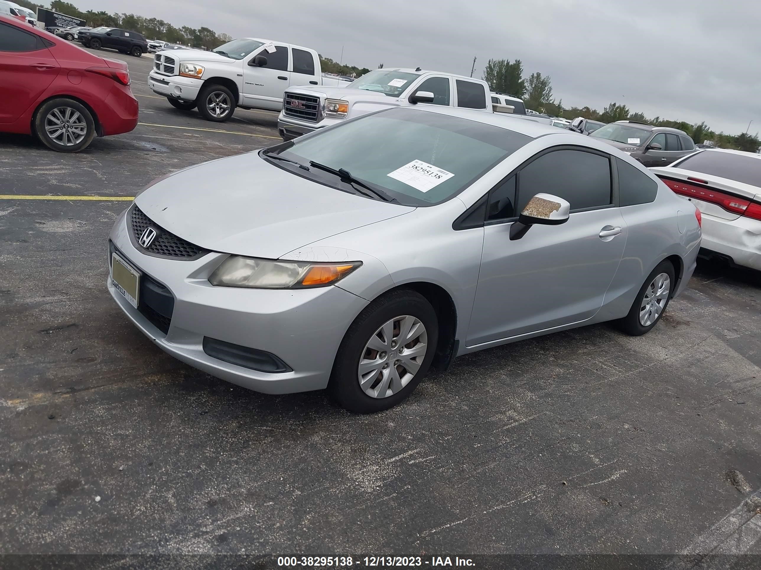 Photo 1 VIN: 2HGFG3B44CH005078 - HONDA CIVIC 